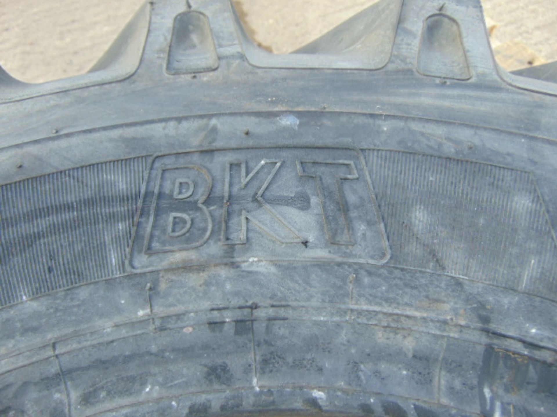 1 x BKT MP567 10.5/18 MPT Tyre - Bild 4 aus 6