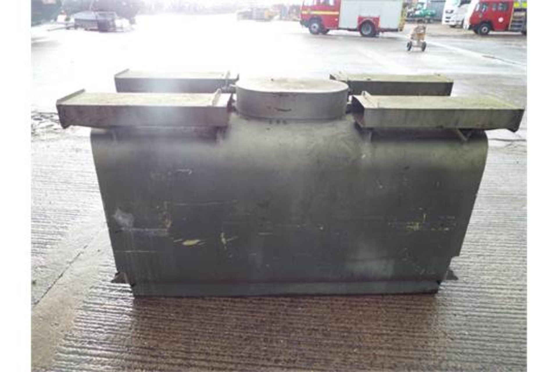 Gloster Saro 2,200Ltr Aluminium Fuel/Fluid Distribution Tank - Image 3 of 6