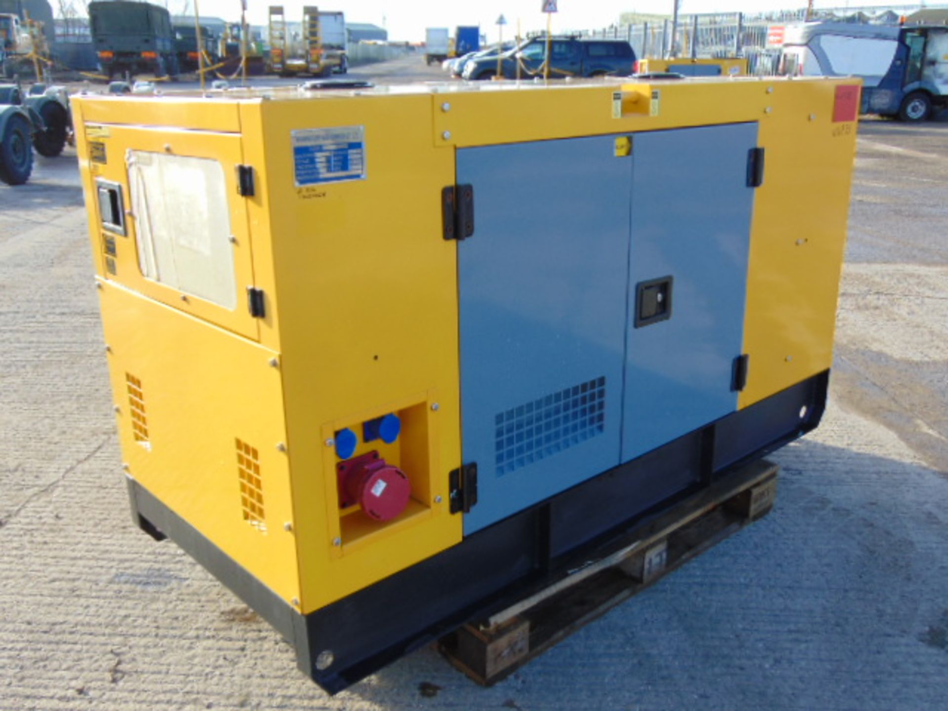 UNISSUED WITH TEST HOURS ONLY 30 KVA 3 Phase Silent Diesel Generator Set - Image 4 of 12