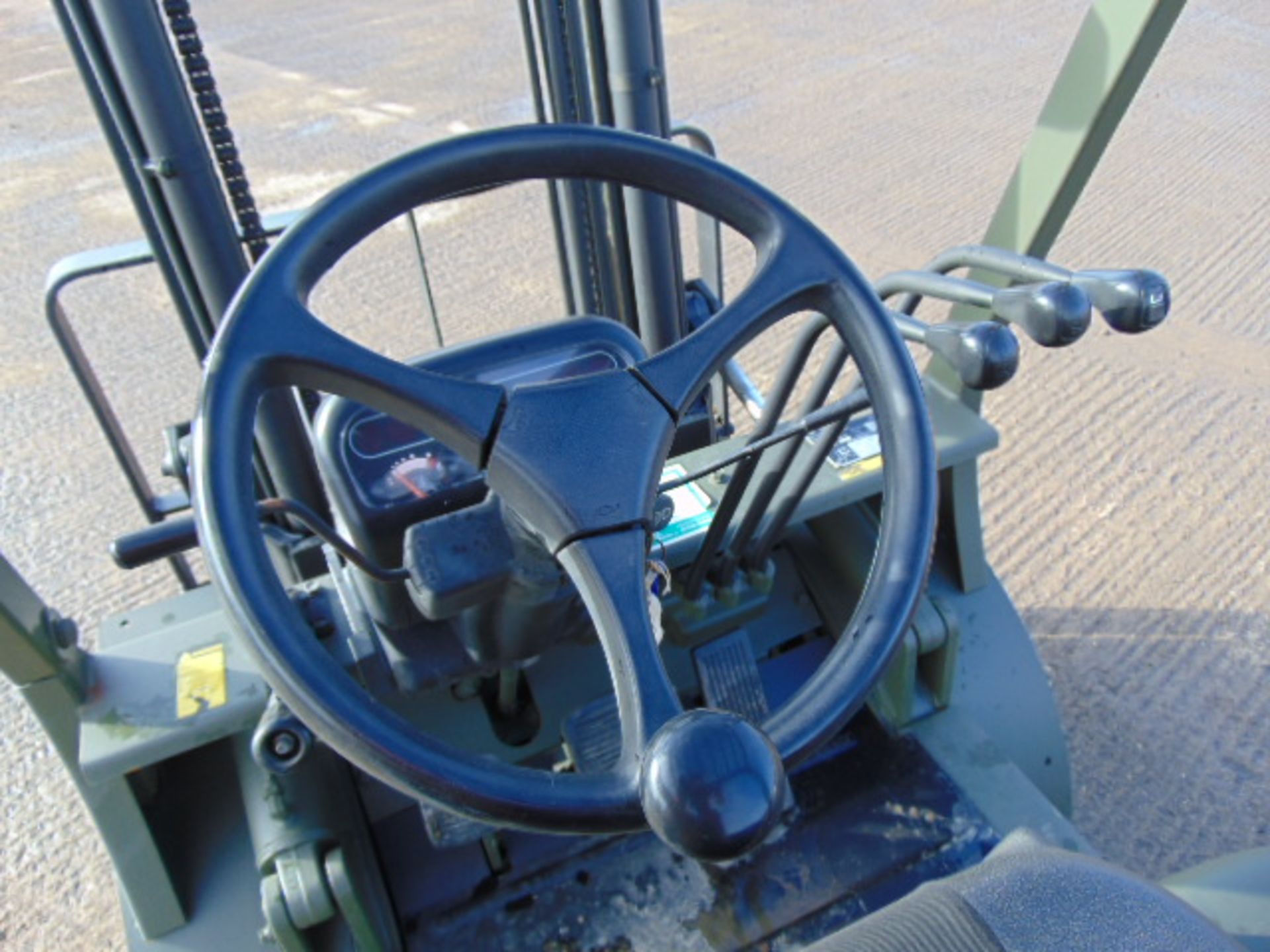 Mitsubishi FD20K Counter Balance Diesel Forklift - Image 14 of 19