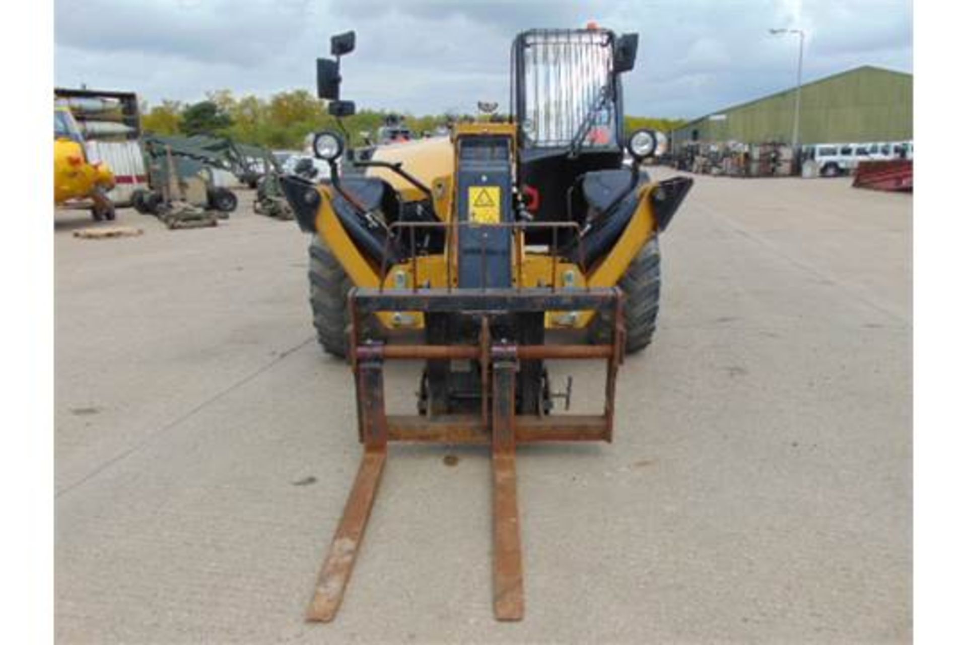 2013 Caterpillar TH414C 3.6 ton Telehandler - Image 3 of 22