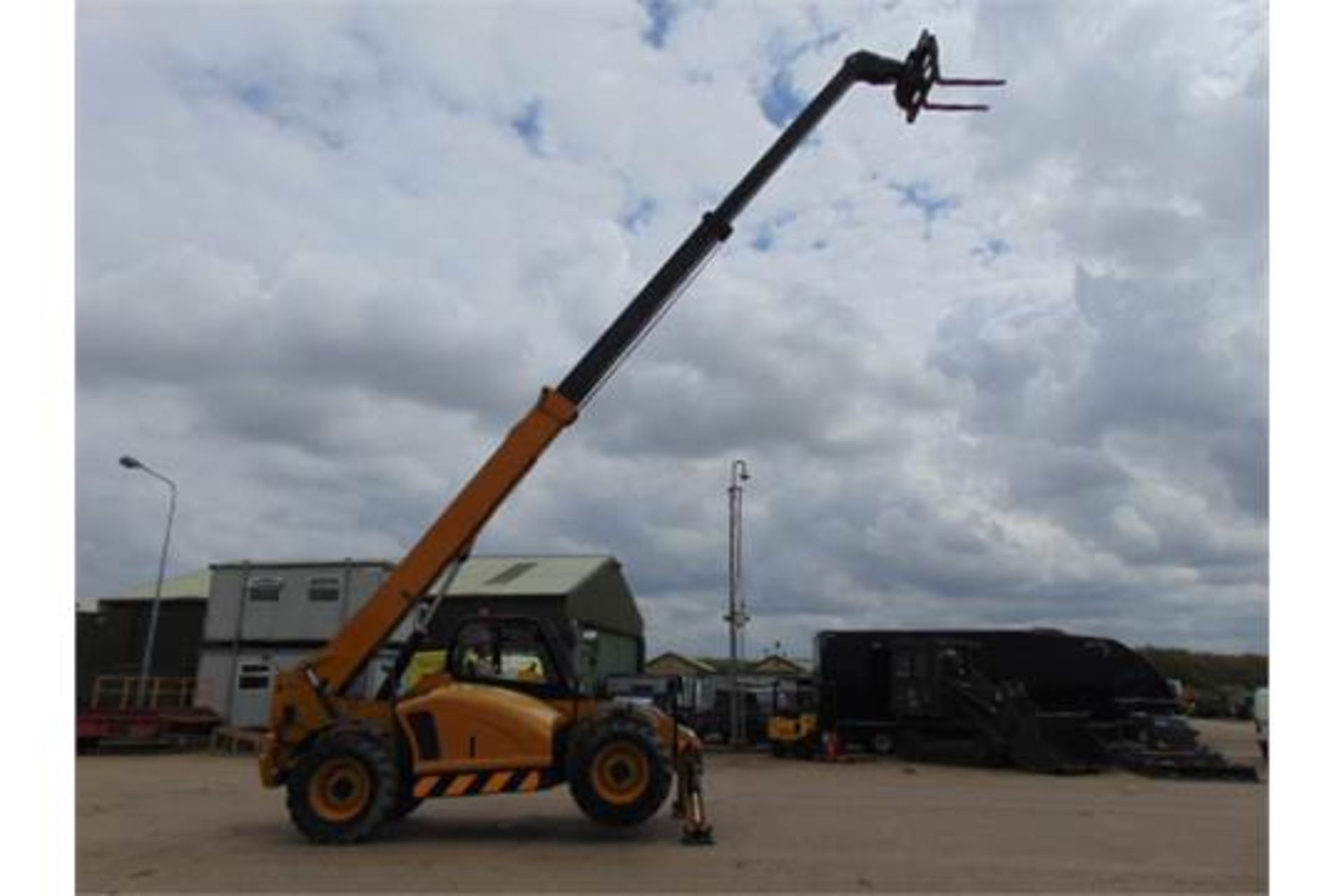 2013 Caterpillar TH414C 3.6 ton Telehandler - Image 16 of 22