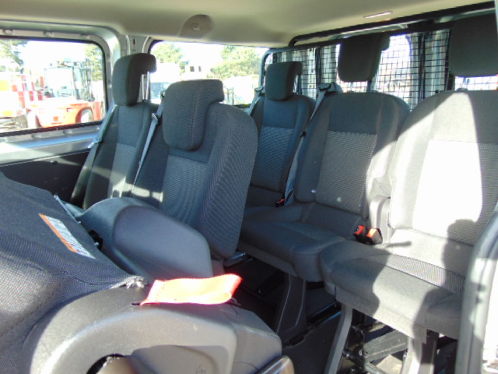 2015 Ford Transit Custom 310 Eco-Tech 2.2 9 Seat Minibus - Bild 15 aus 18