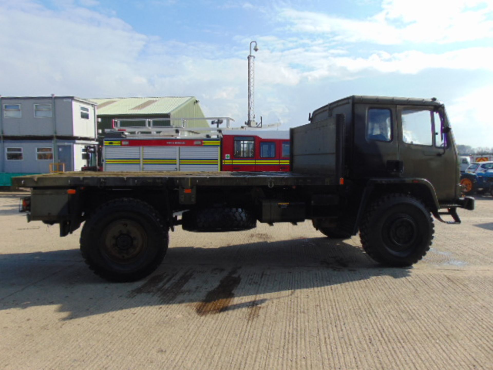 Left Hand Drive Leyland Daf 45/150 4 x 4 Winch Truck - Image 5 of 16