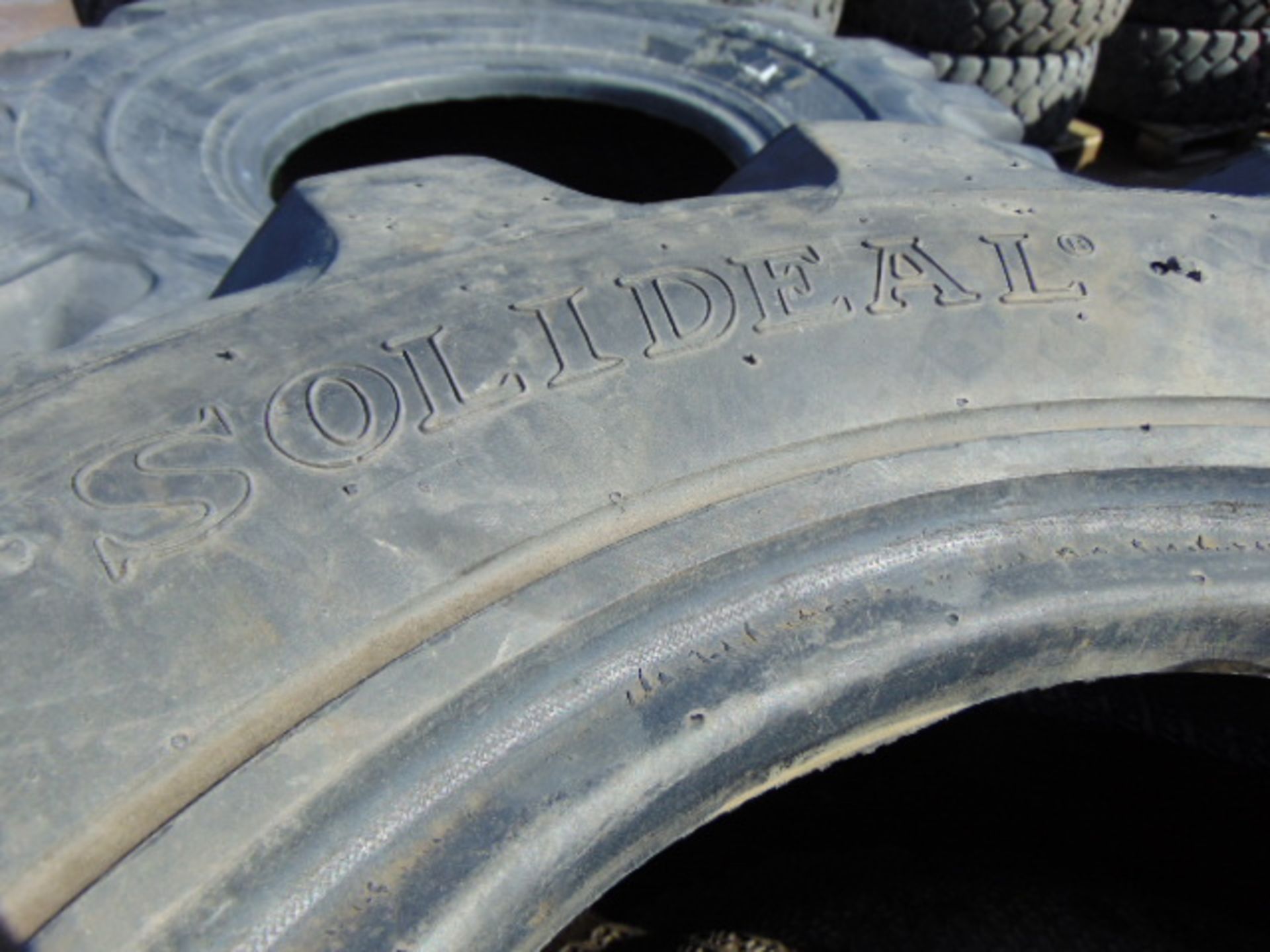 4 x Solideal Backhoe 12.5/80 IMP Tyres - Image 5 of 7