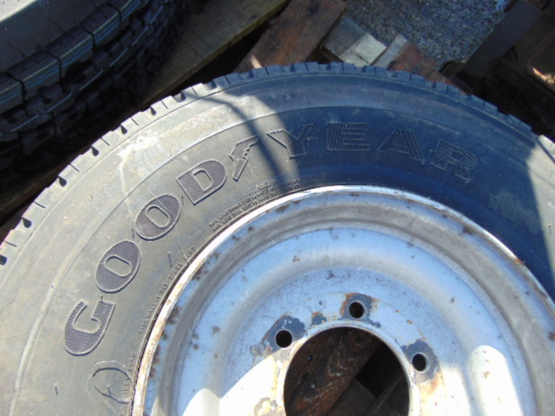 1 x Goodyear G291 10R 17.5 Tyre complete with 6 stud rim - Image 5 of 7