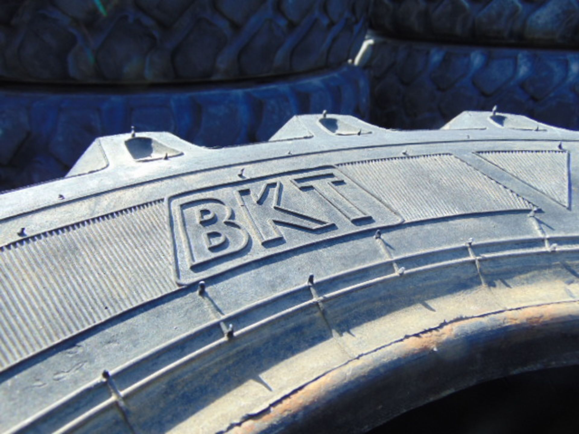 5 x BKT MP567 10.5-18 MPT Tyres - Image 4 of 5