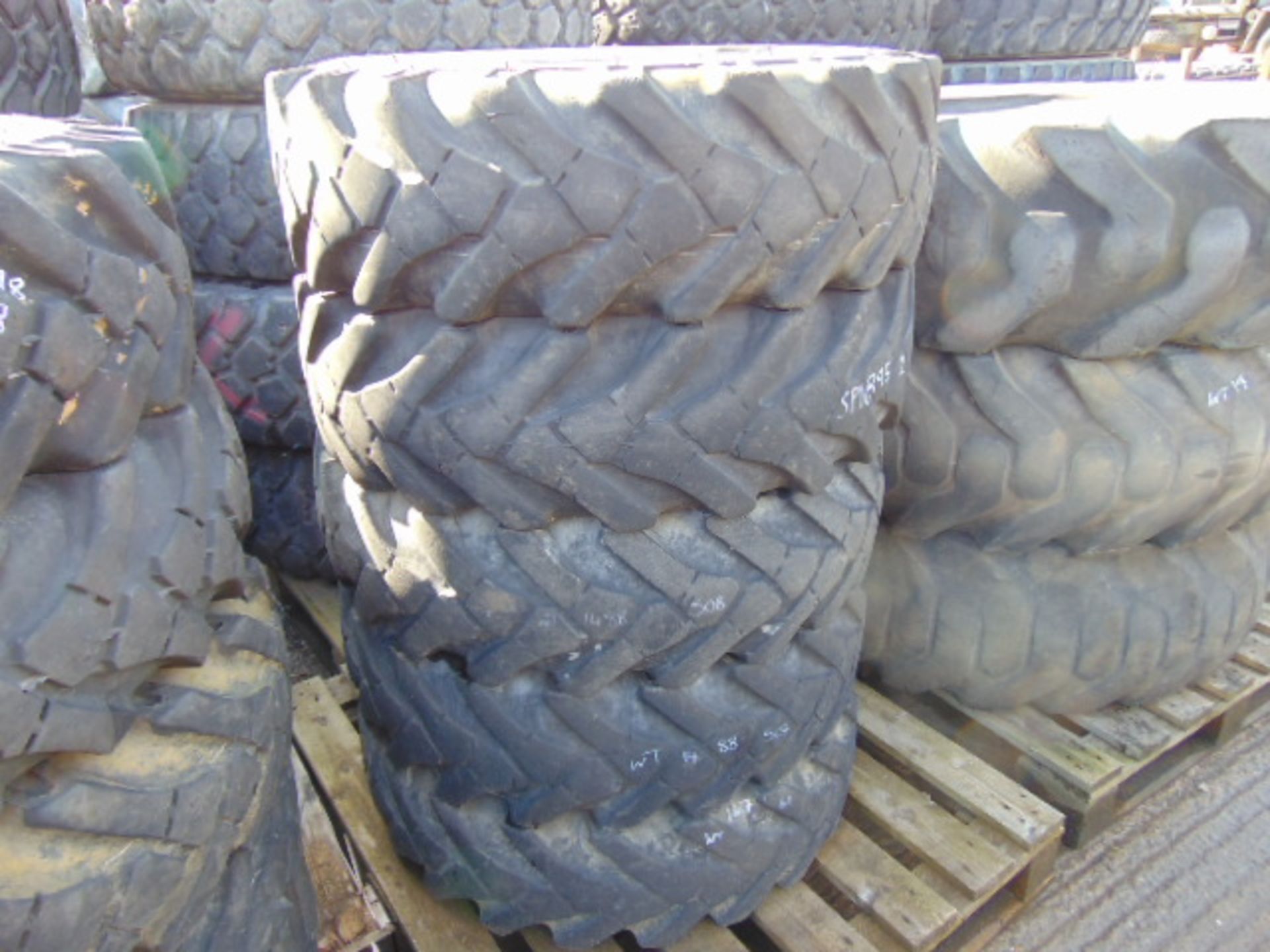 5 x BKT MP567 10.5-18 MPT Tyres