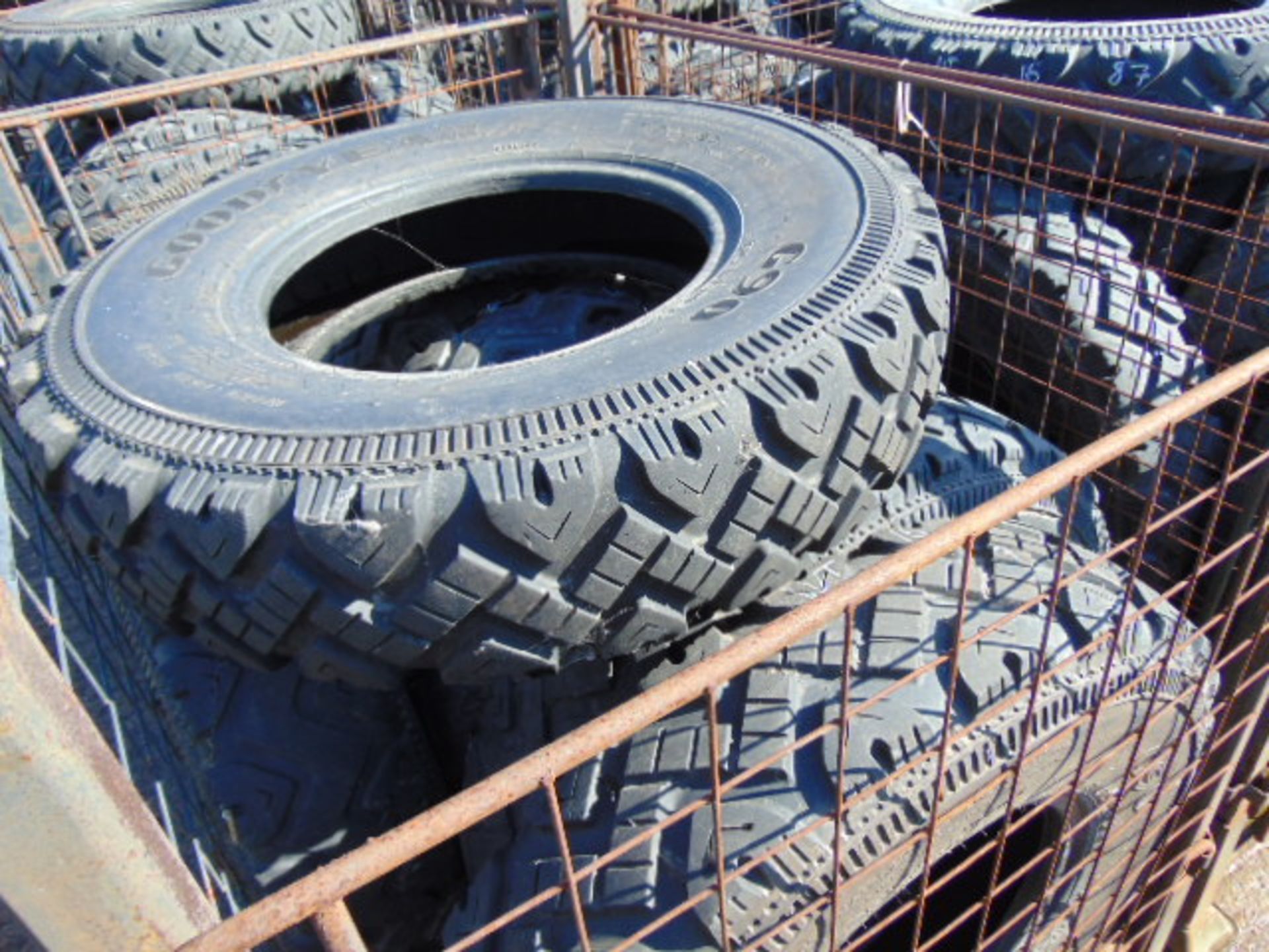 90 x Goodyear G90 7.50 R16 Tyres - Image 11 of 14