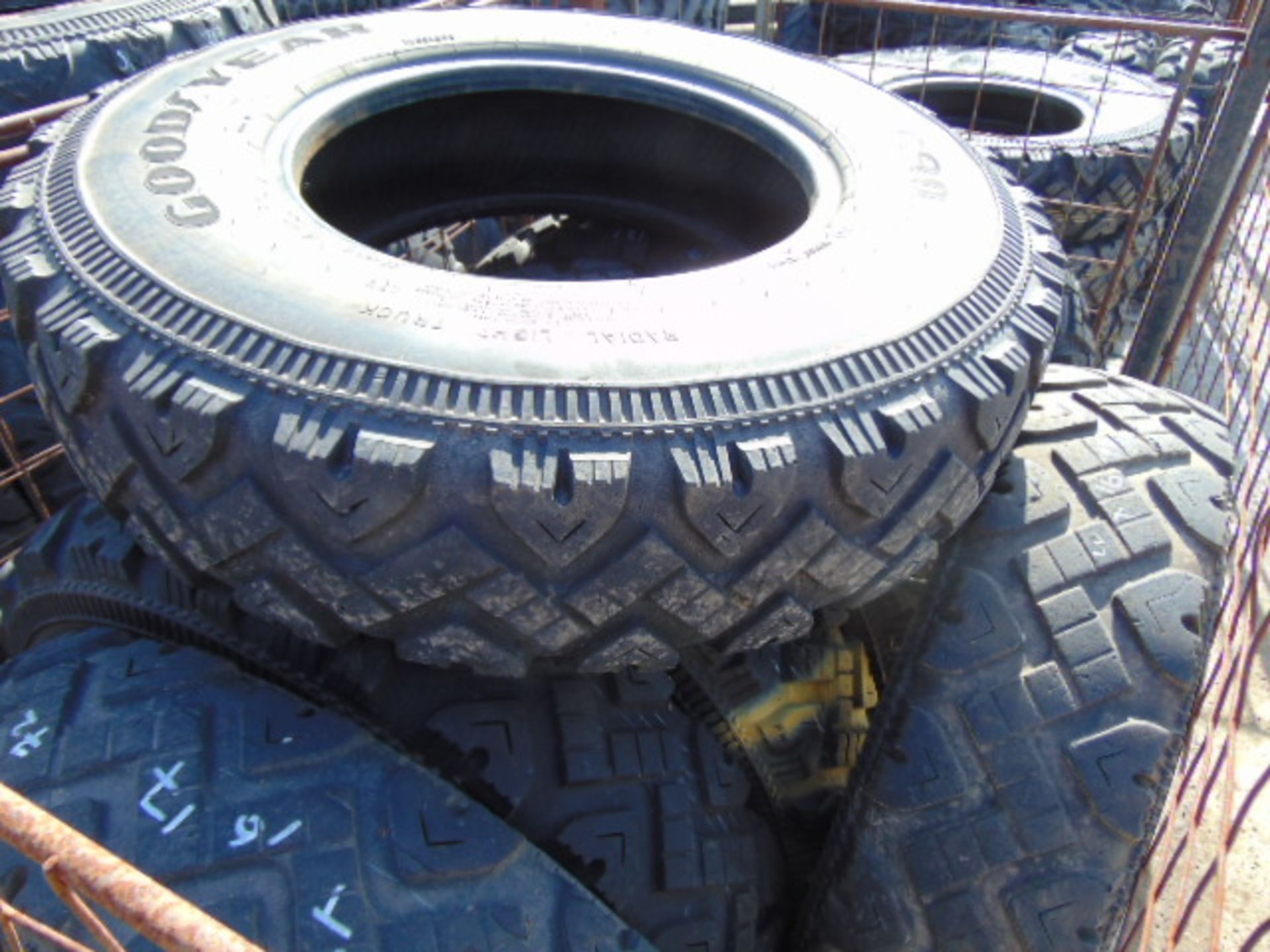 45 x Goodyear G90 7.50 R16 Tyres - Image 15 of 17