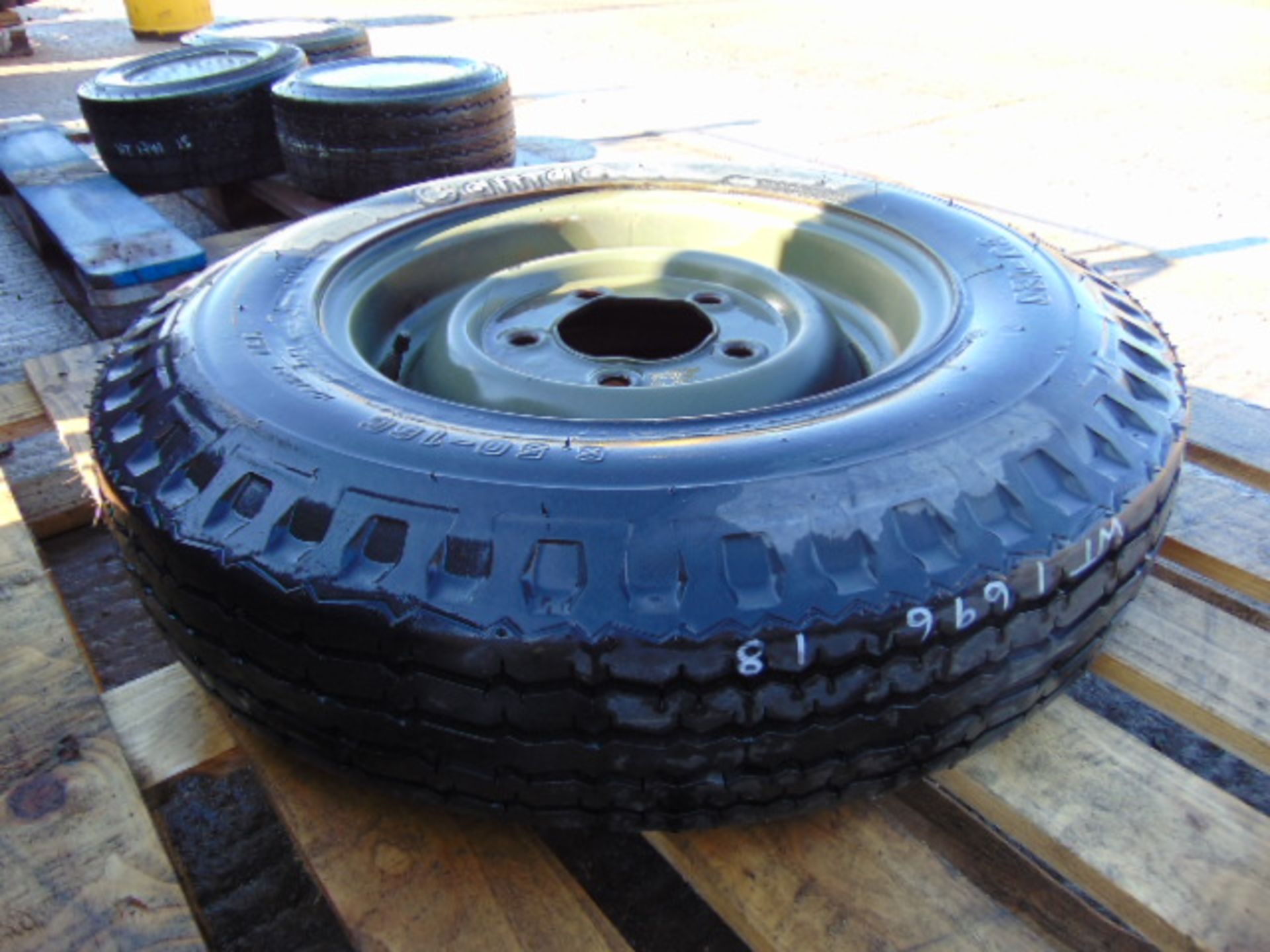 1 x Camac 6.50-16C Tyre complete with 5 stud rim