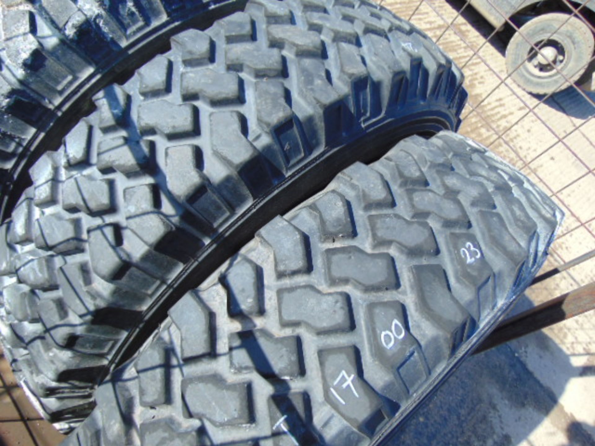 5 x Michelin XZL 8.25 R16 Tyres - Image 2 of 7