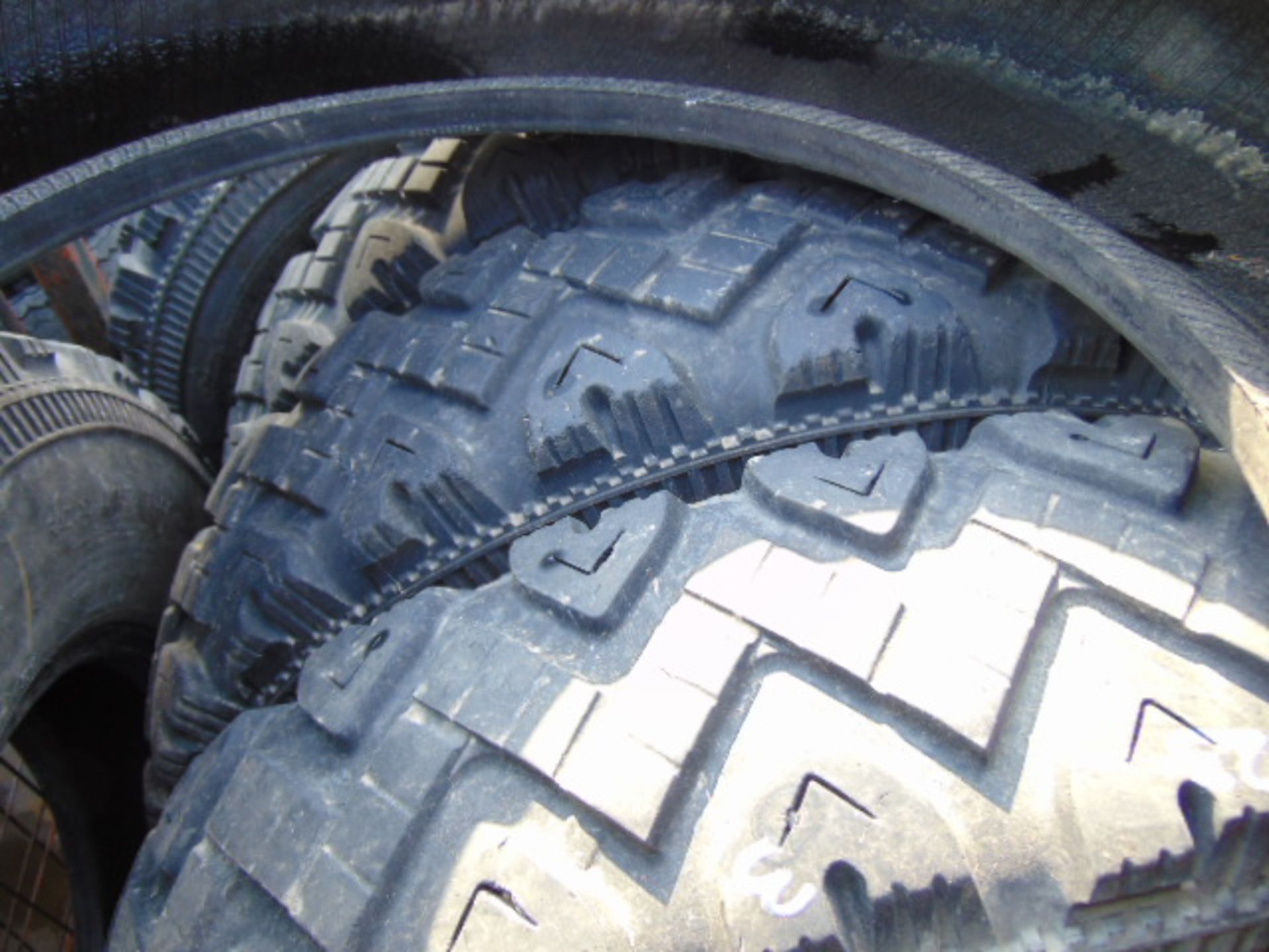 45 x Goodyear G90 7.50 R16 Tyres - Image 6 of 17