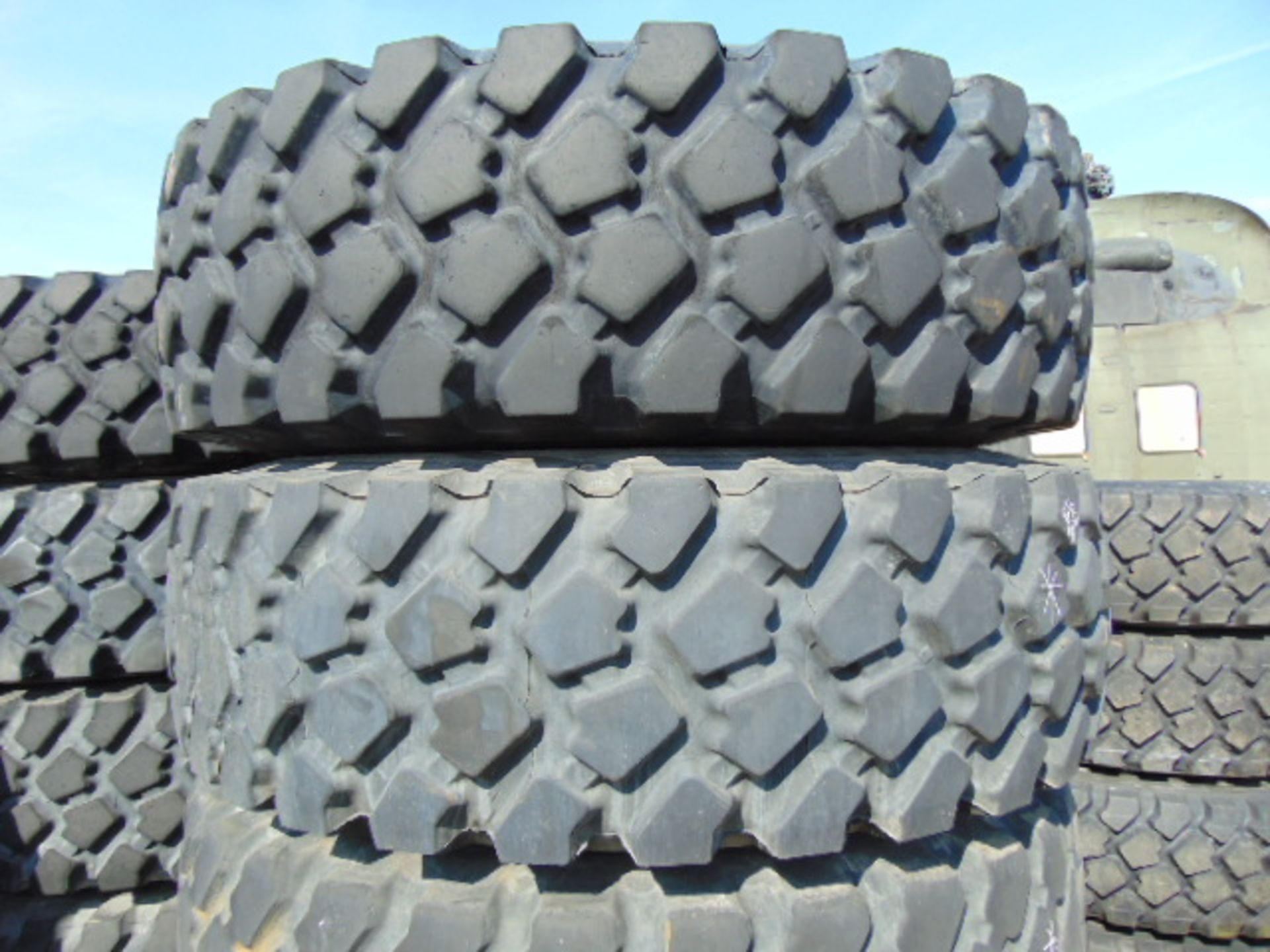 5 x Michelin 14.00 R20 XZL Tyres with 10 Stud Rims - Image 2 of 8