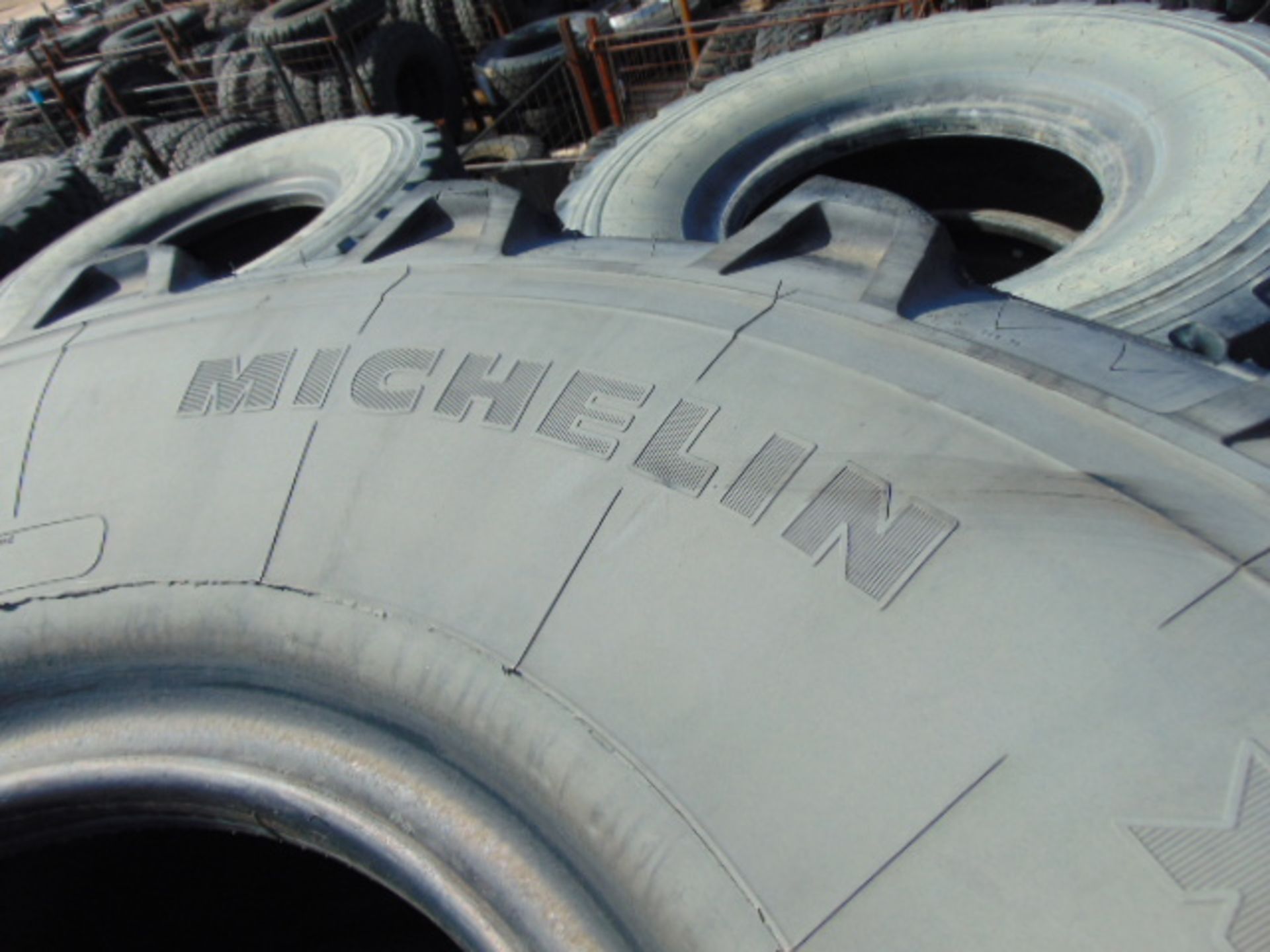 4 x Michelin XML 475/80 R20 Tyres - Image 4 of 5