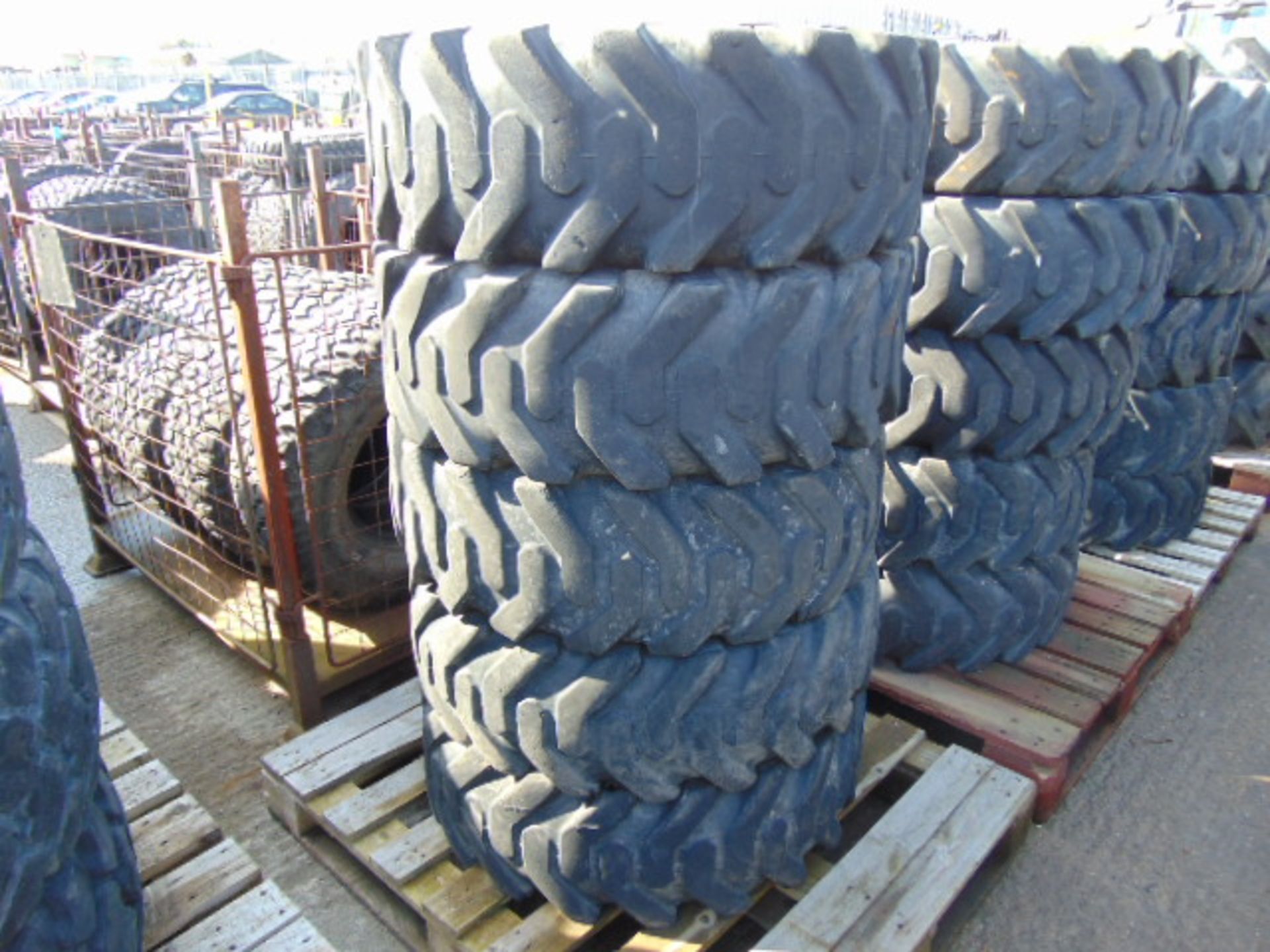 5 x Firestone Super Traction Loader 280/80 18 IND Tyres