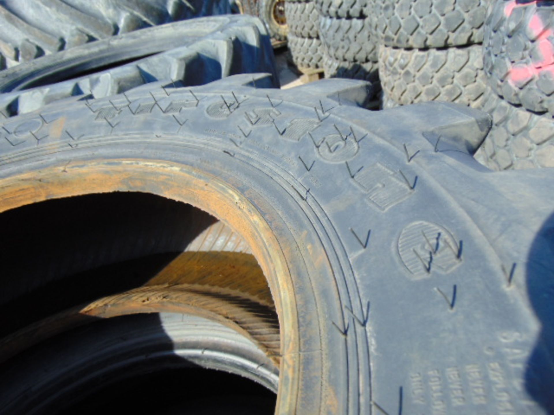 5 x Firestone Super Traction Loader 280/80 18 IND Tyres - Image 5 of 7