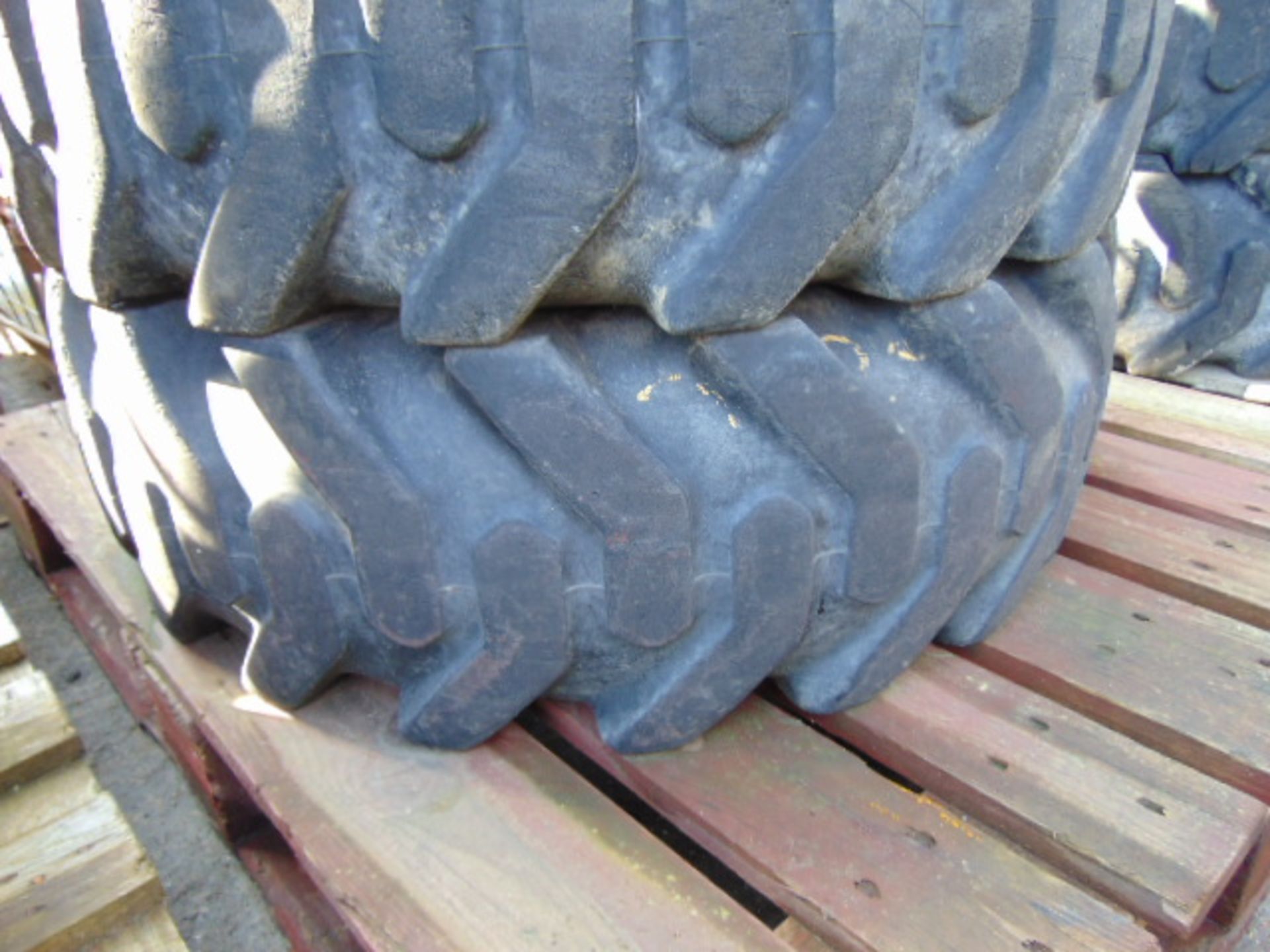 5 x Firestone Super Traction Loader 280/80 18 IND Tyres - Image 4 of 7