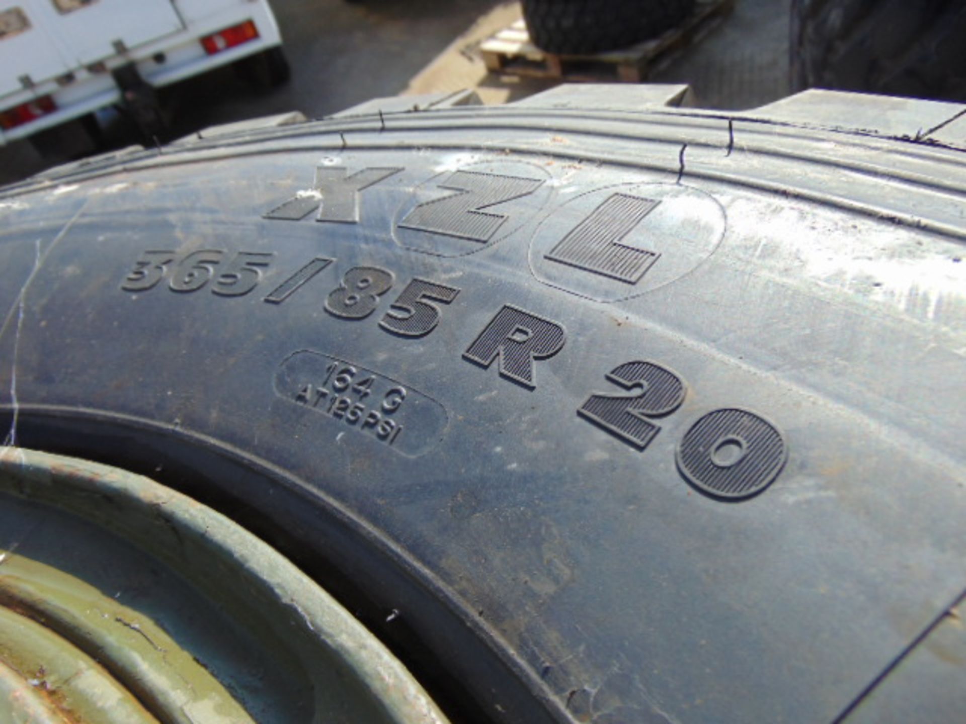 4 x Michelin XZL 365/85 R20 Tyres with Runflat Inserts and 10 Stud Rims - Image 7 of 7