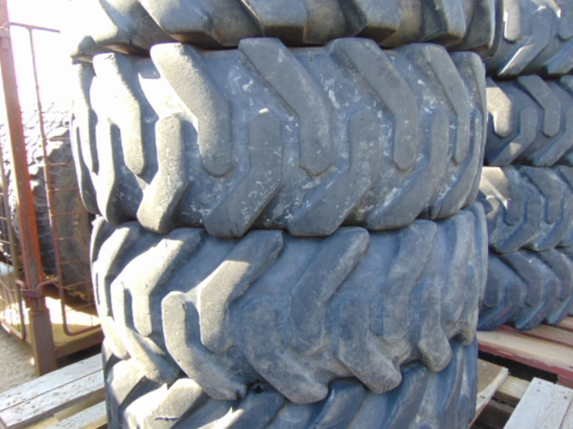 5 x Firestone Super Traction Loader 280/80 18 IND Tyres - Image 3 of 7