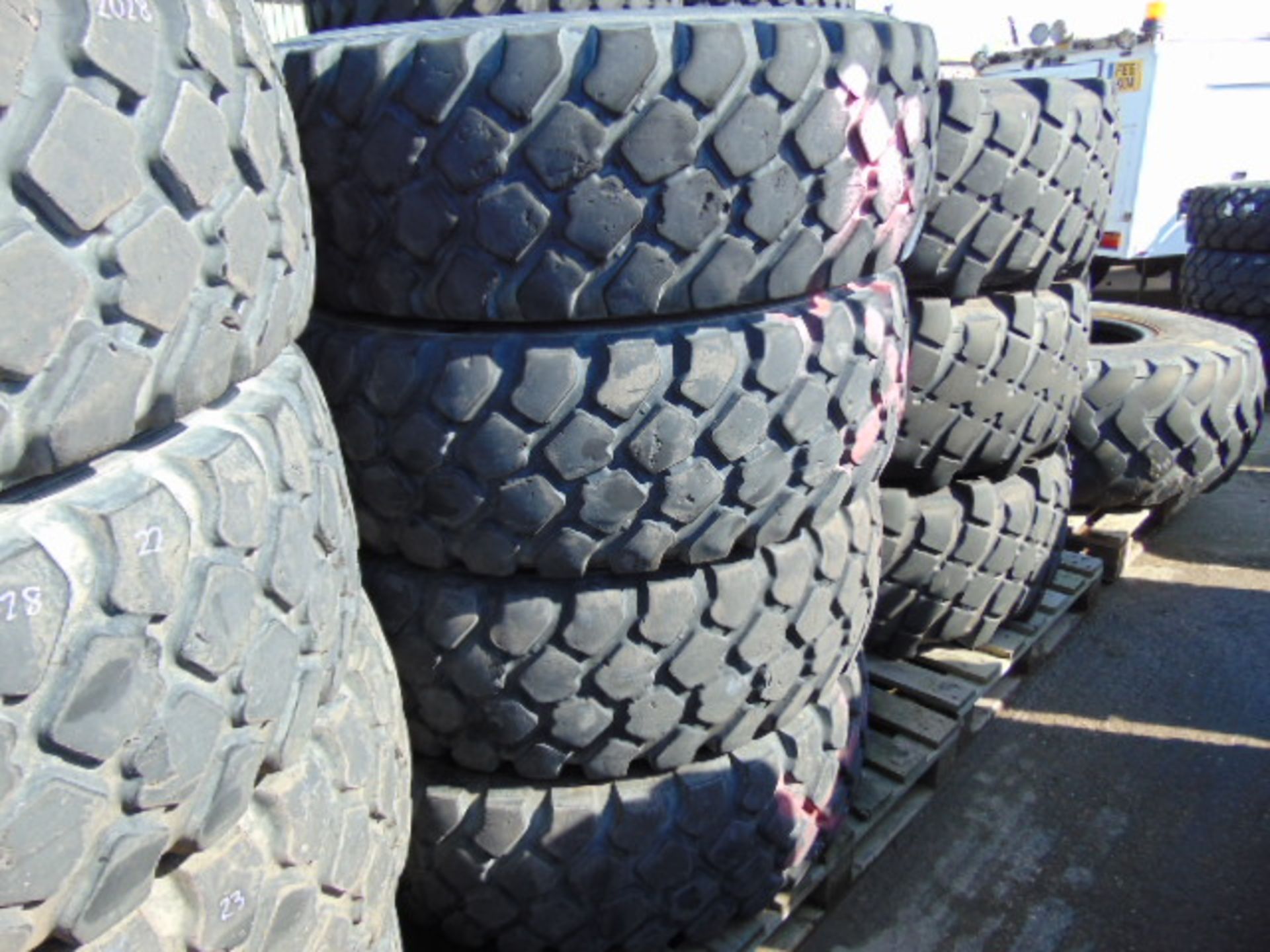 4 x Michelin XZL 395/85 R20 Tyres