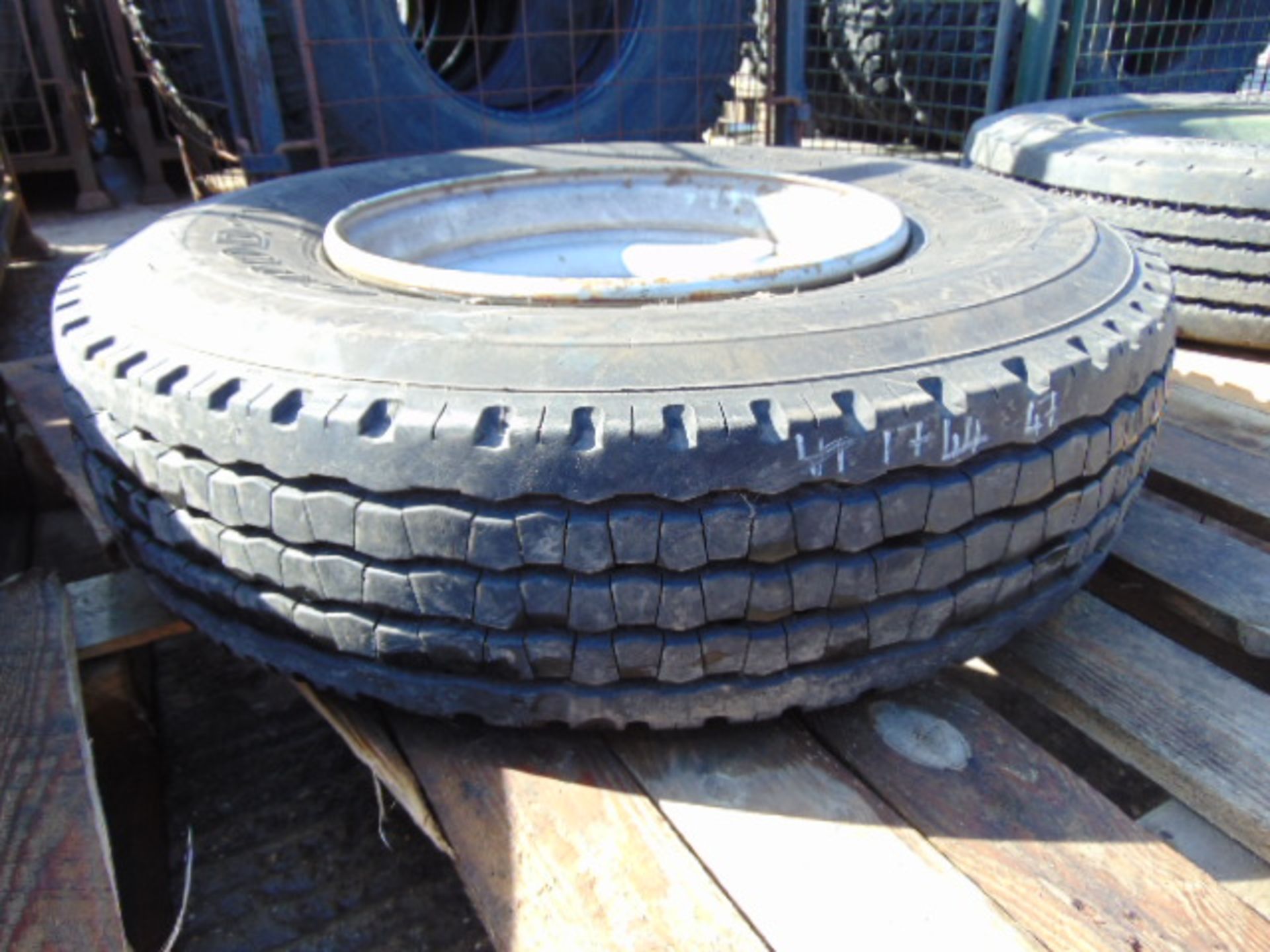 1 x Goodyear G291 10R 17.5 Tyre complete with 6 stud rim - Image 2 of 7