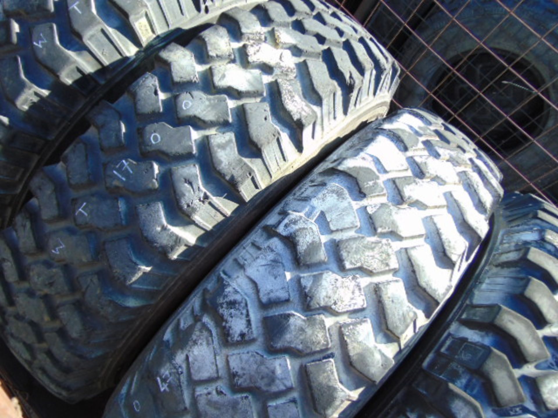 5 x Michelin XZL 8.25 R16 Tyres - Image 3 of 7