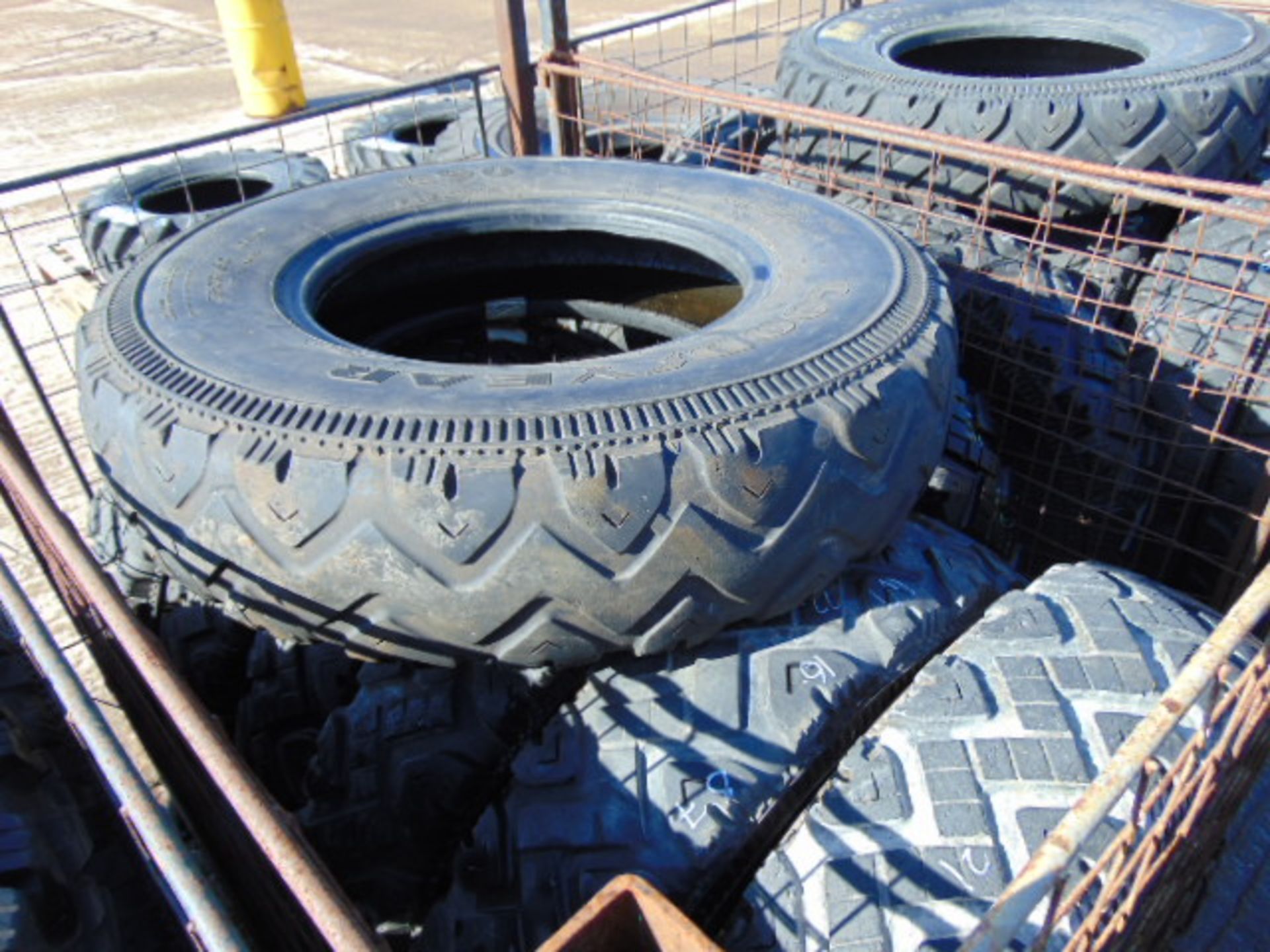 45 x Goodyear G90 7.50 R16 Tyres - Image 5 of 9