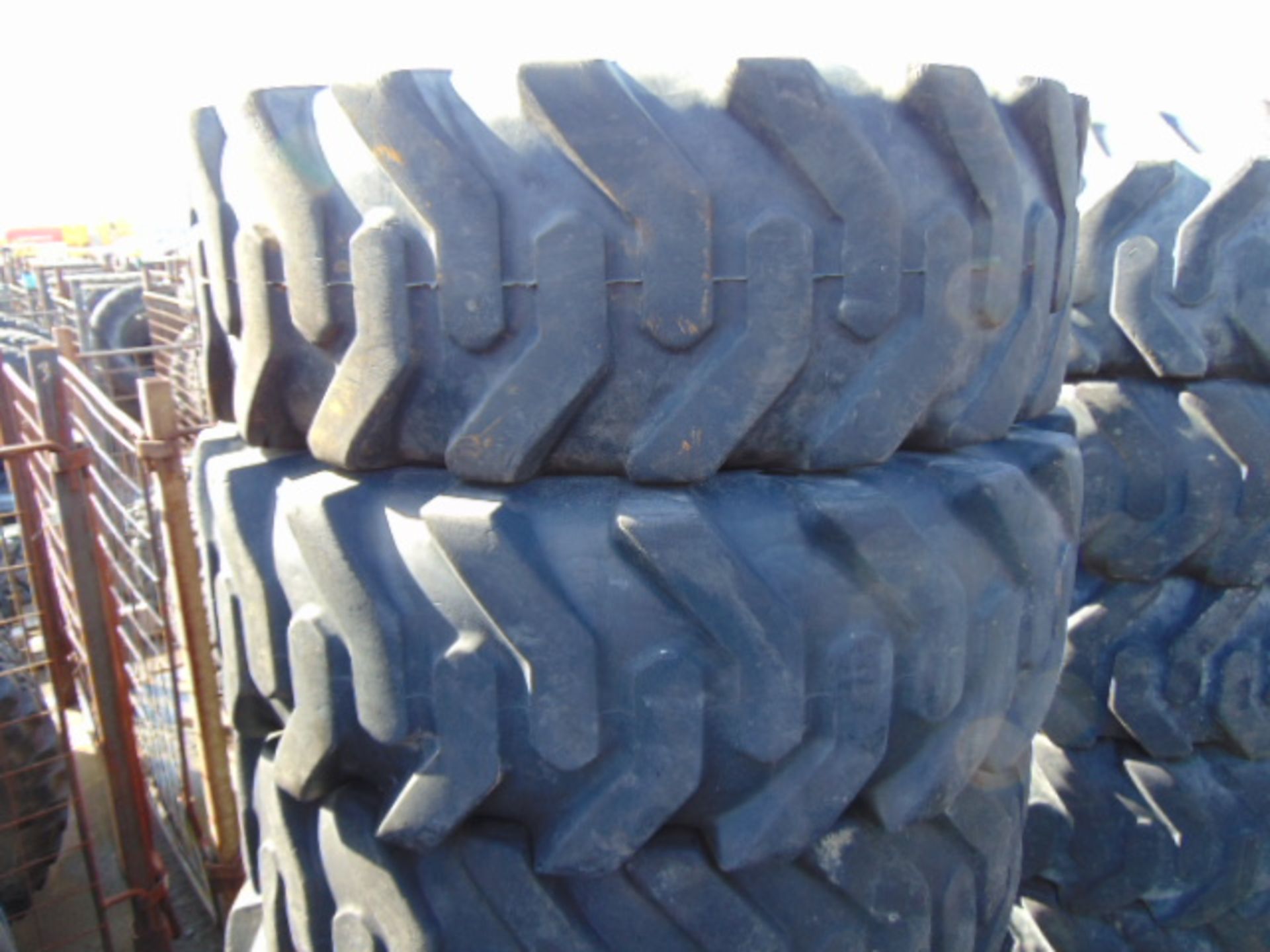 5 x Firestone Super Traction Loader 280/80 18 IND Tyres - Image 2 of 7