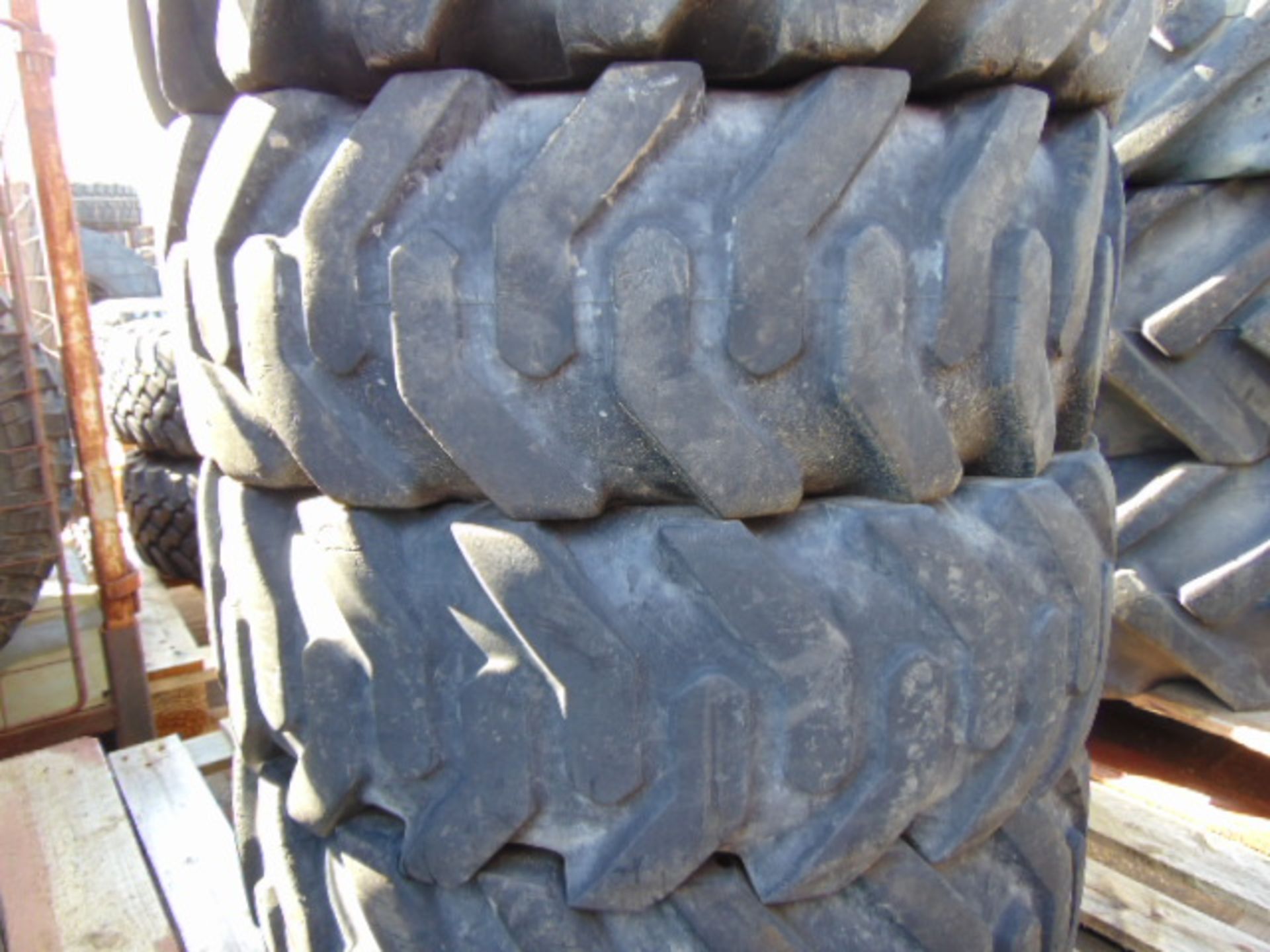 5 x Firestone Super Traction Loader 280/80 18 IND Tyres - Image 3 of 7