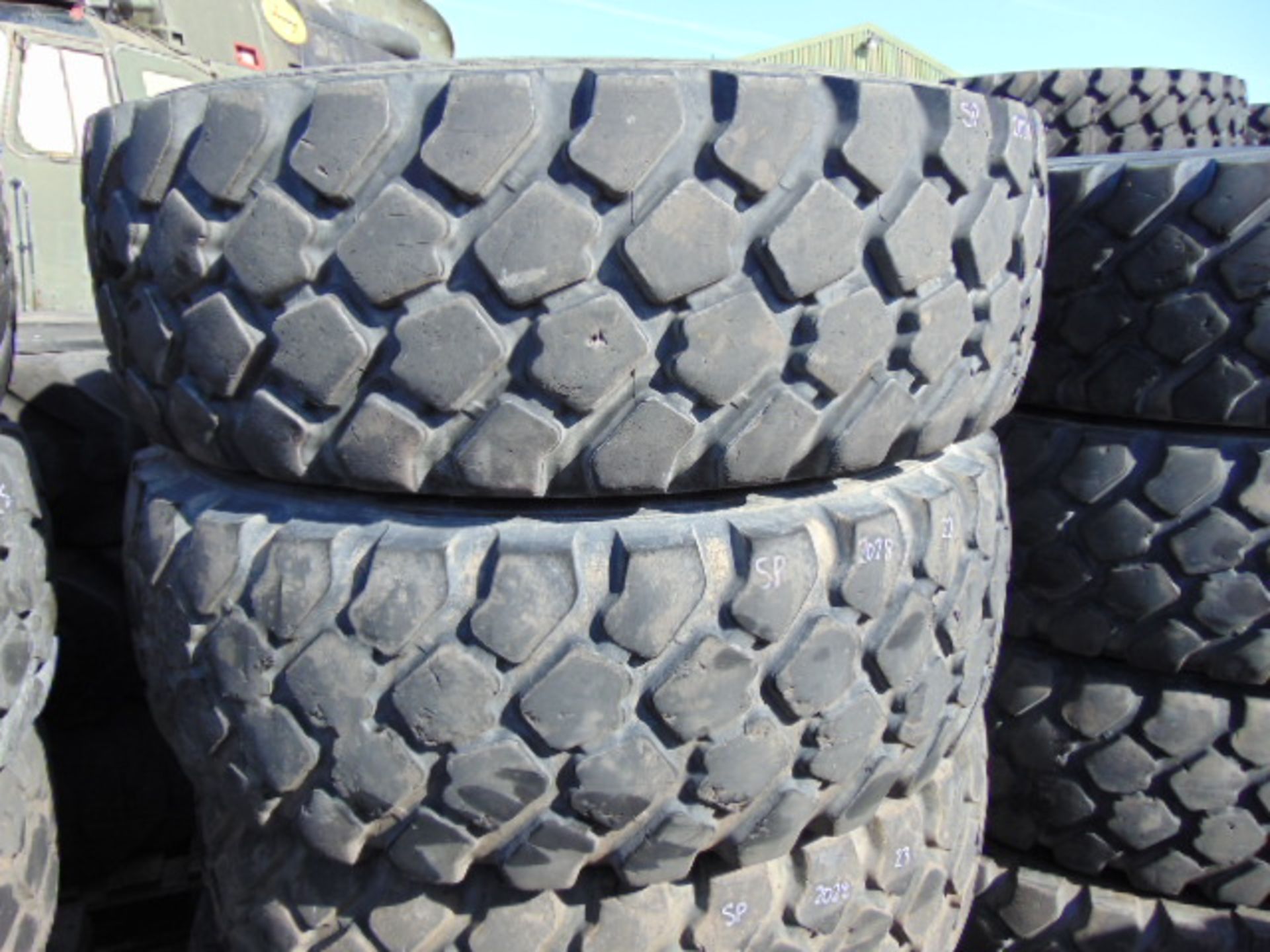 4 x Michelin XZL 395/85 R20 Tyres - Image 2 of 5