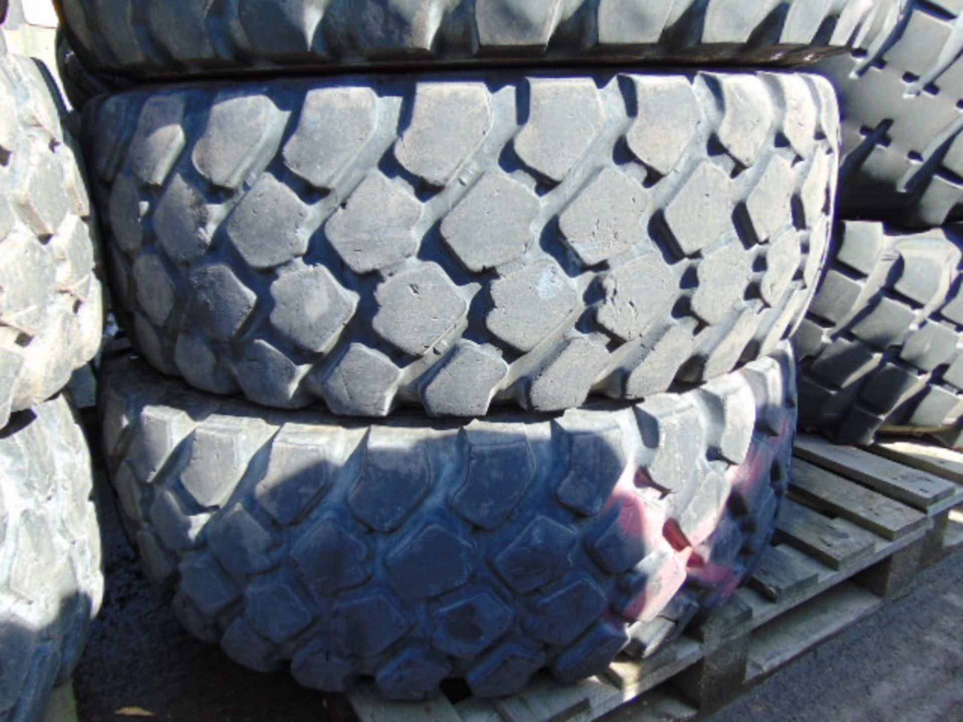 4 x Michelin XZL 395/85 R20 Tyres - Image 3 of 5