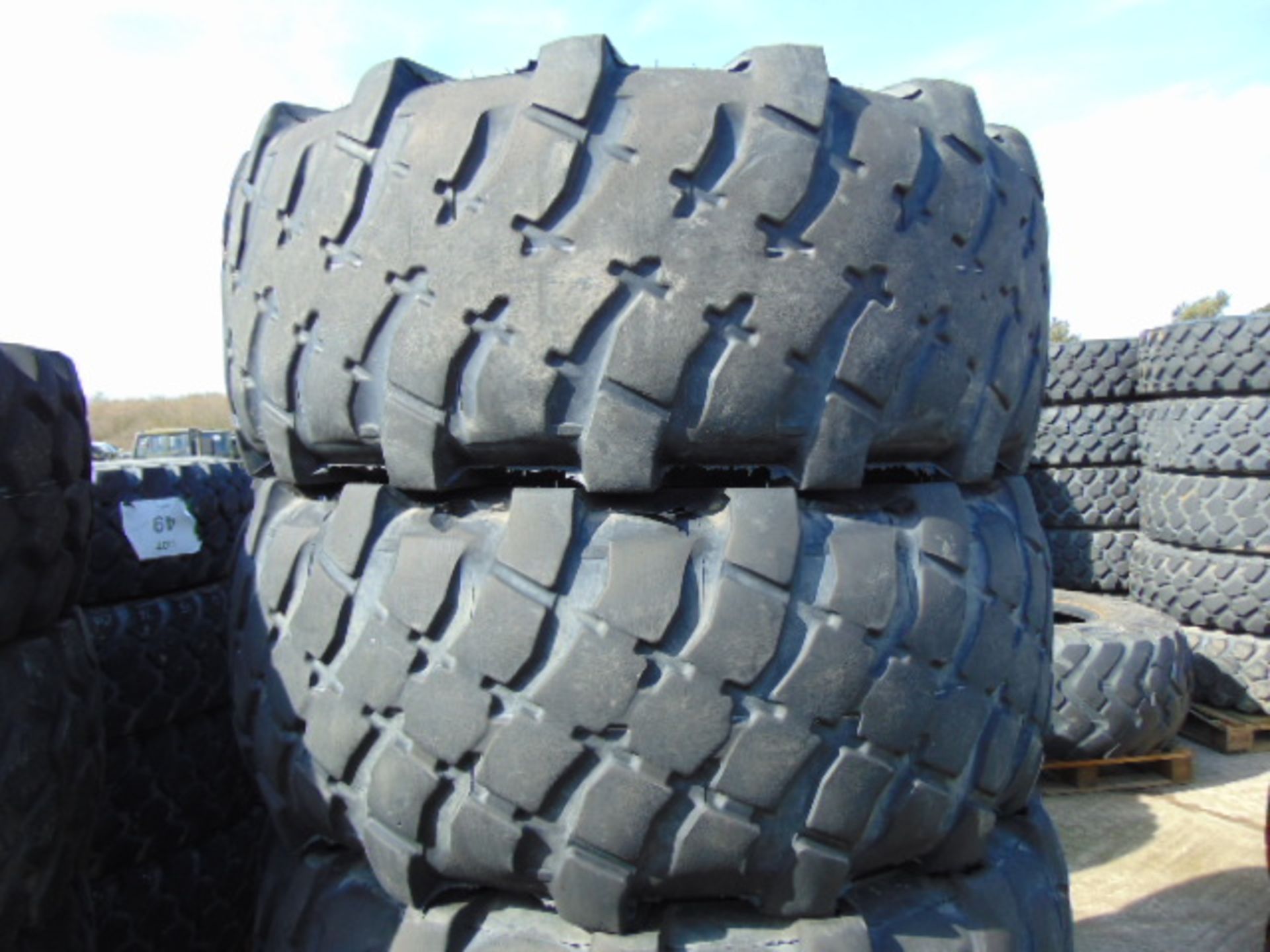 4 x Michelin XML 475/80 R20 Tyres - Image 2 of 5