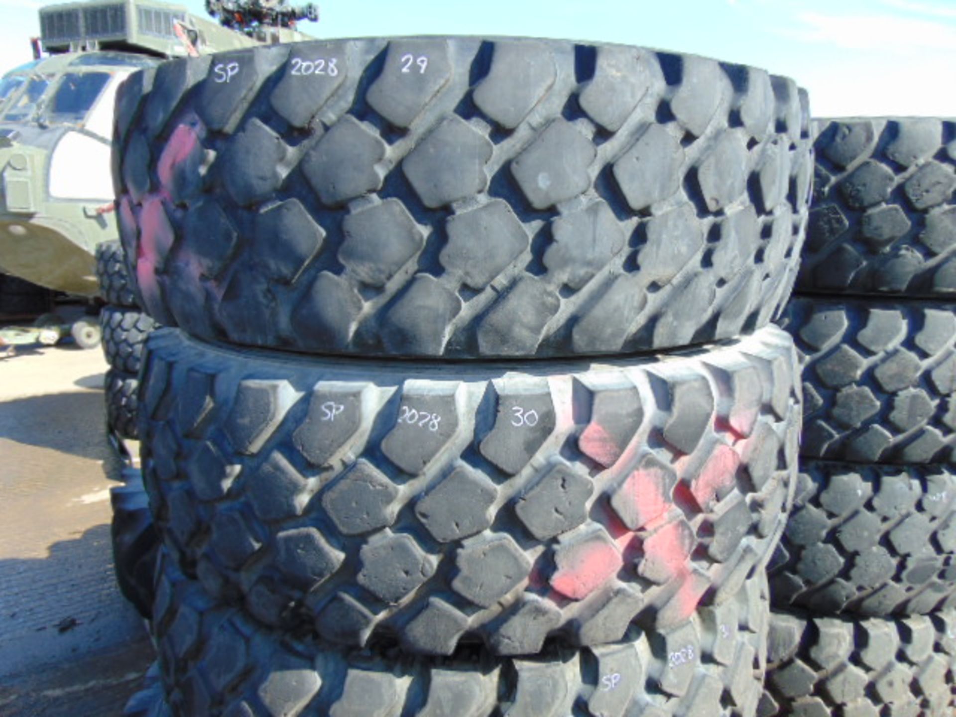 4 x Michelin XZL 395/85 R20 Tyres - Image 2 of 5