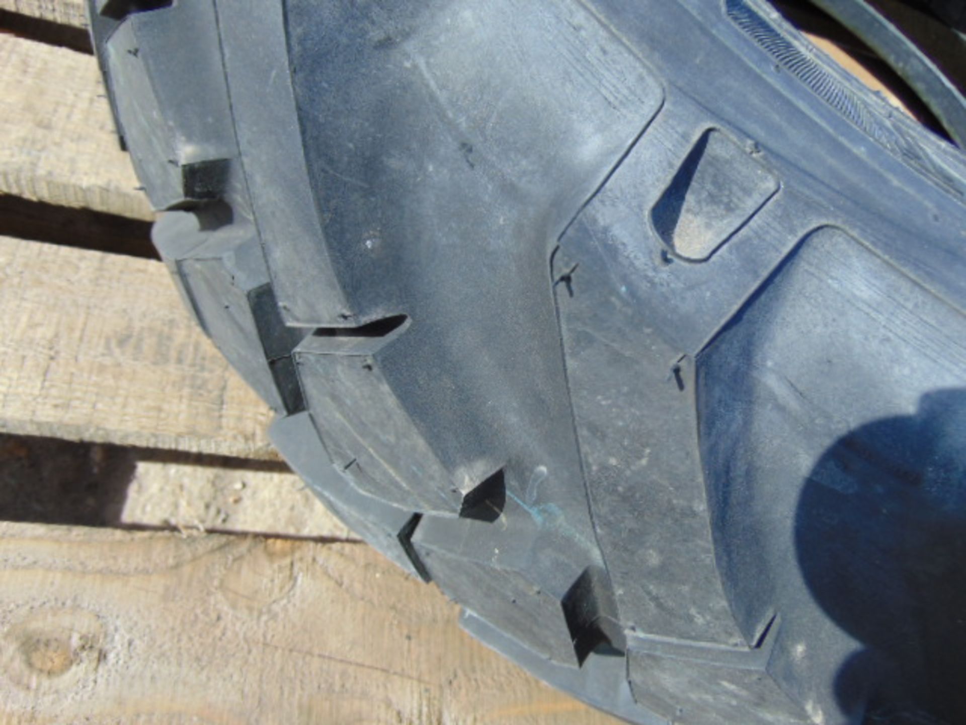 1 x BKT MP567 10.5/18 MPT Tyre - Image 3 of 6