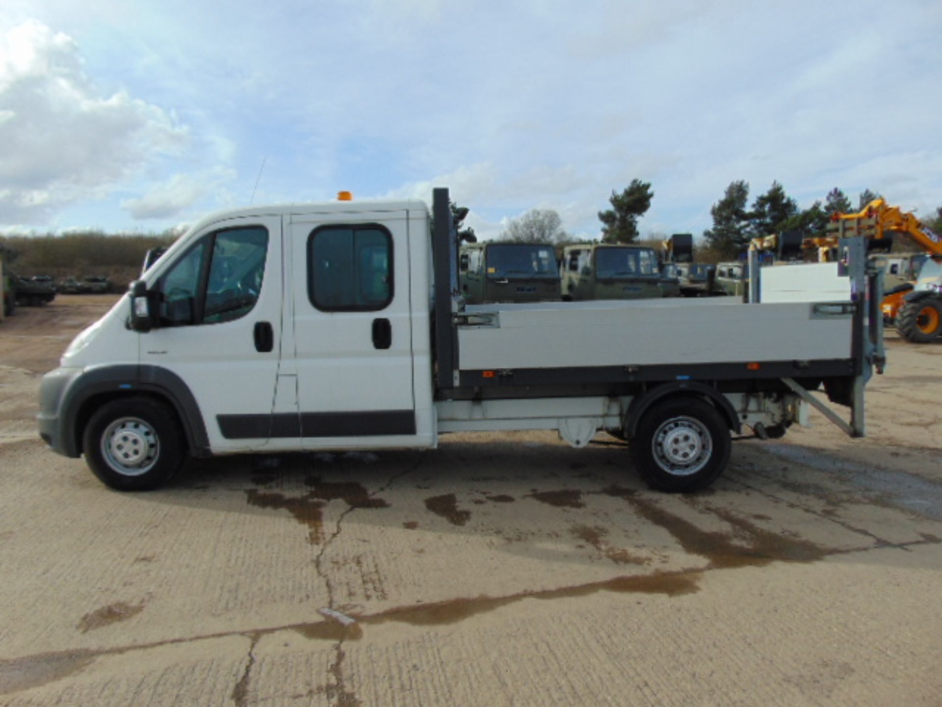 Citroen Relay 7 Seater Double Cab Dropside Pickup - Image 4 of 20