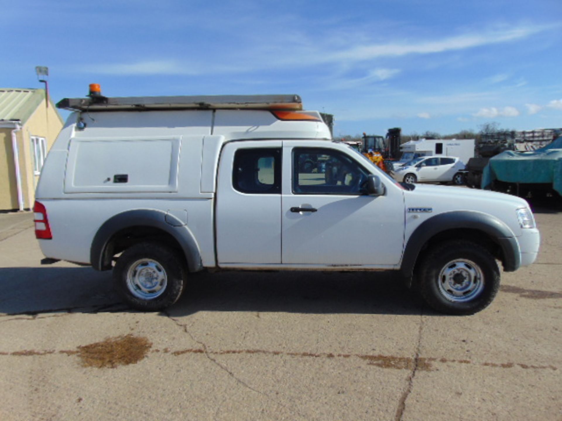 2008 Ford Ranger Super Cab 2.5TDCi 4x4 Pick Up C/W Toolbox Back and Winch - Image 5 of 21