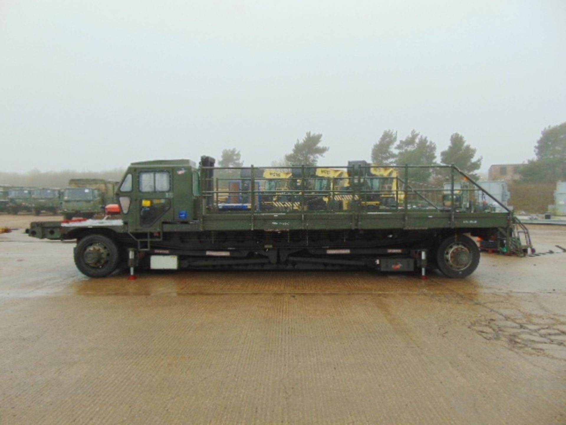 AMSS Atlas 2000 MK2 A 4x4 Aircraft Cargo Loader - Image 14 of 30