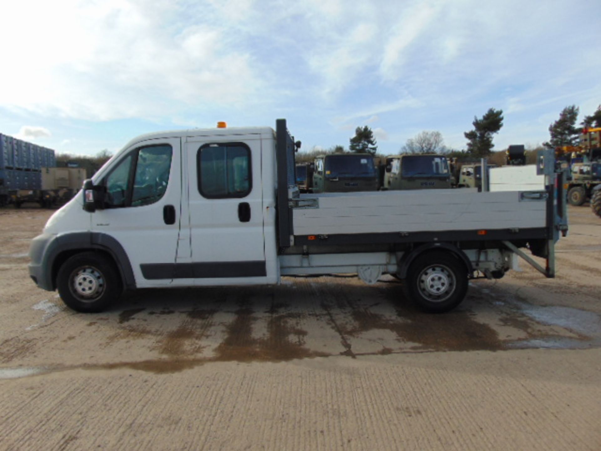Citroen Relay 7 Seater Double Cab Dropside Pickup - Image 4 of 21