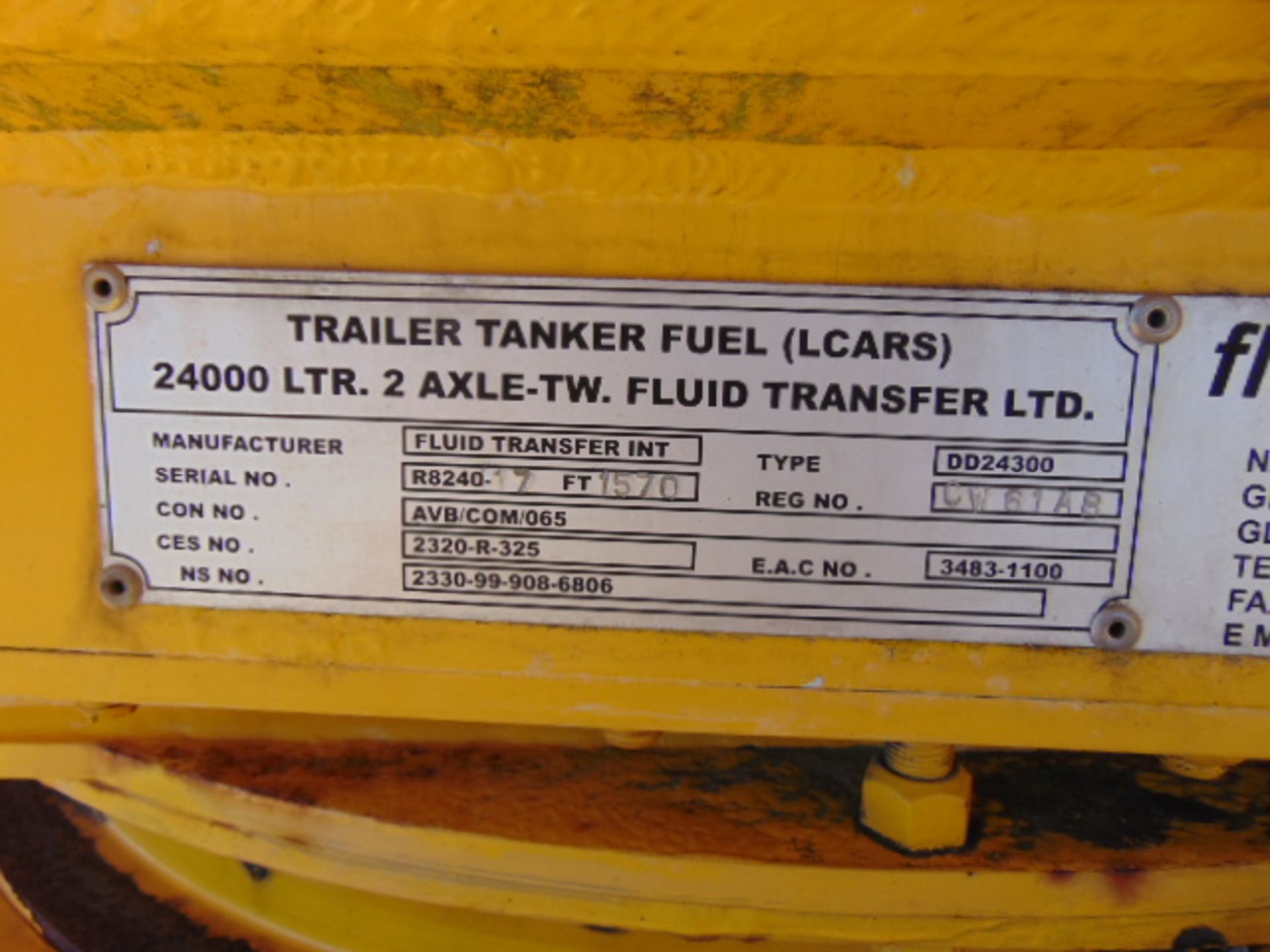 24000 Ltr Twin Axle Fluid Transfer Tanker Trailer - Image 8 of 9