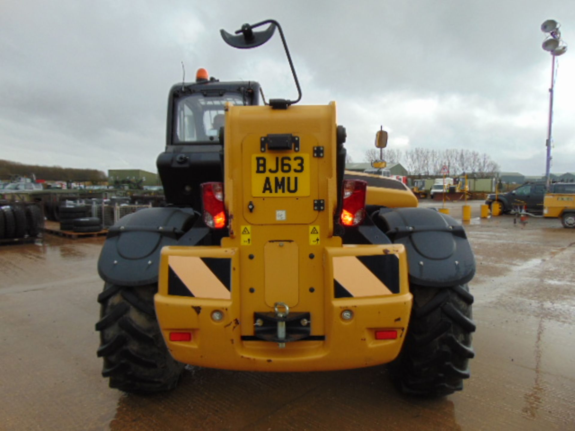 2013 Caterpillar TH414C 3.6 ton Telehandler - Image 7 of 35