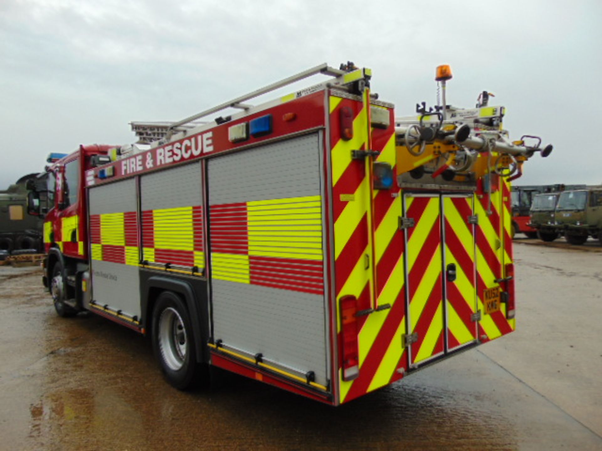 Scania 94D 260 / Emergency One Fire Engine - Image 8 of 33