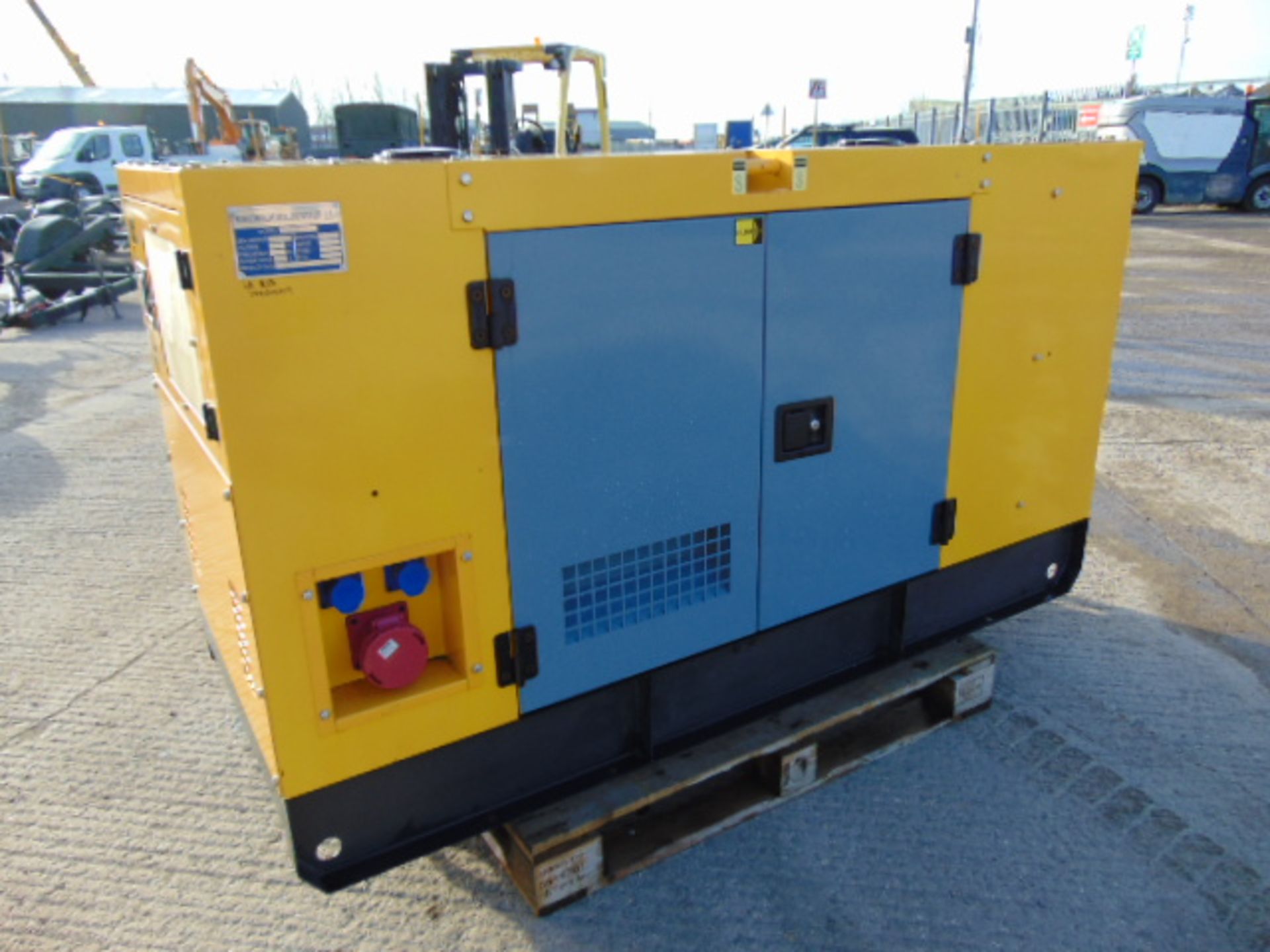 UNISSUED WITH TEST HOURS ONLY 30 KVA 3 Phase Silent Diesel Generator Set - Image 4 of 11