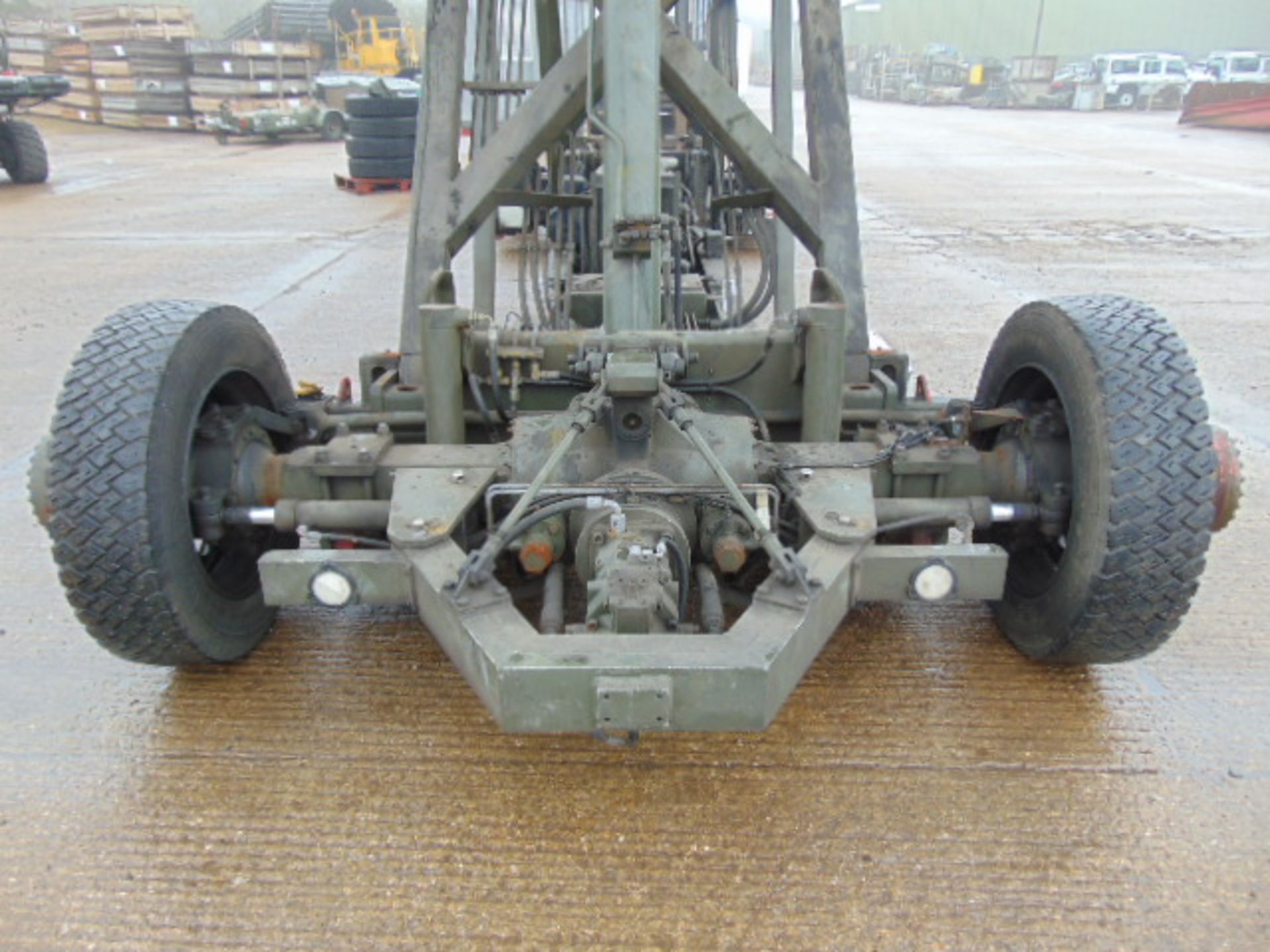 AMSS Atlas 2000 MK2 A 4x4 Aircraft Cargo Loader - Image 12 of 30