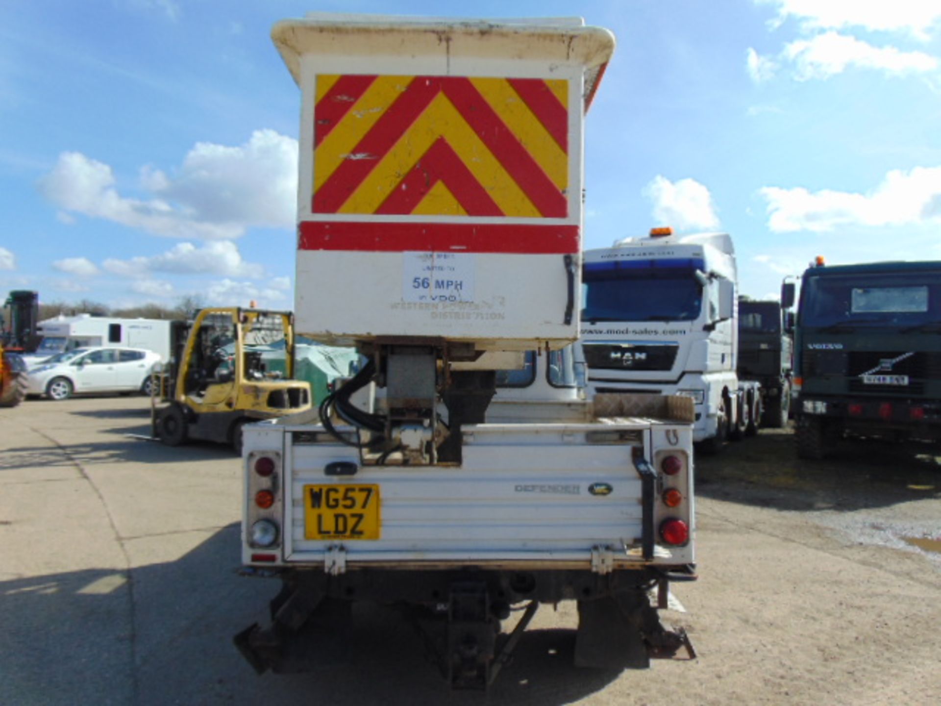 Land Rover Defender 110 High Capacity Cherry Picker - Image 10 of 29