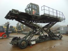 AMSS Atlas 2000 MK2 A 4x4 Aircraft Cargo Loader