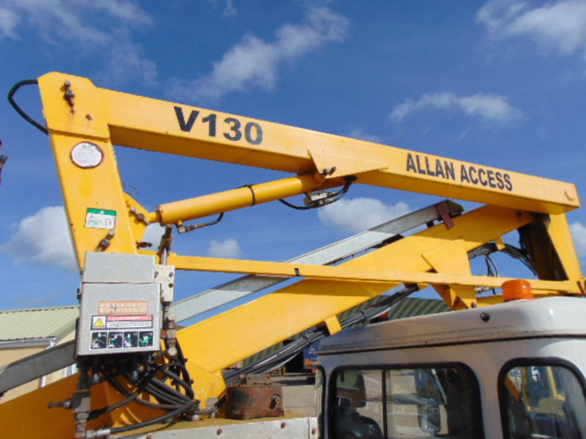 Land Rover Defender 110 High Capacity Cherry Picker - Image 12 of 29