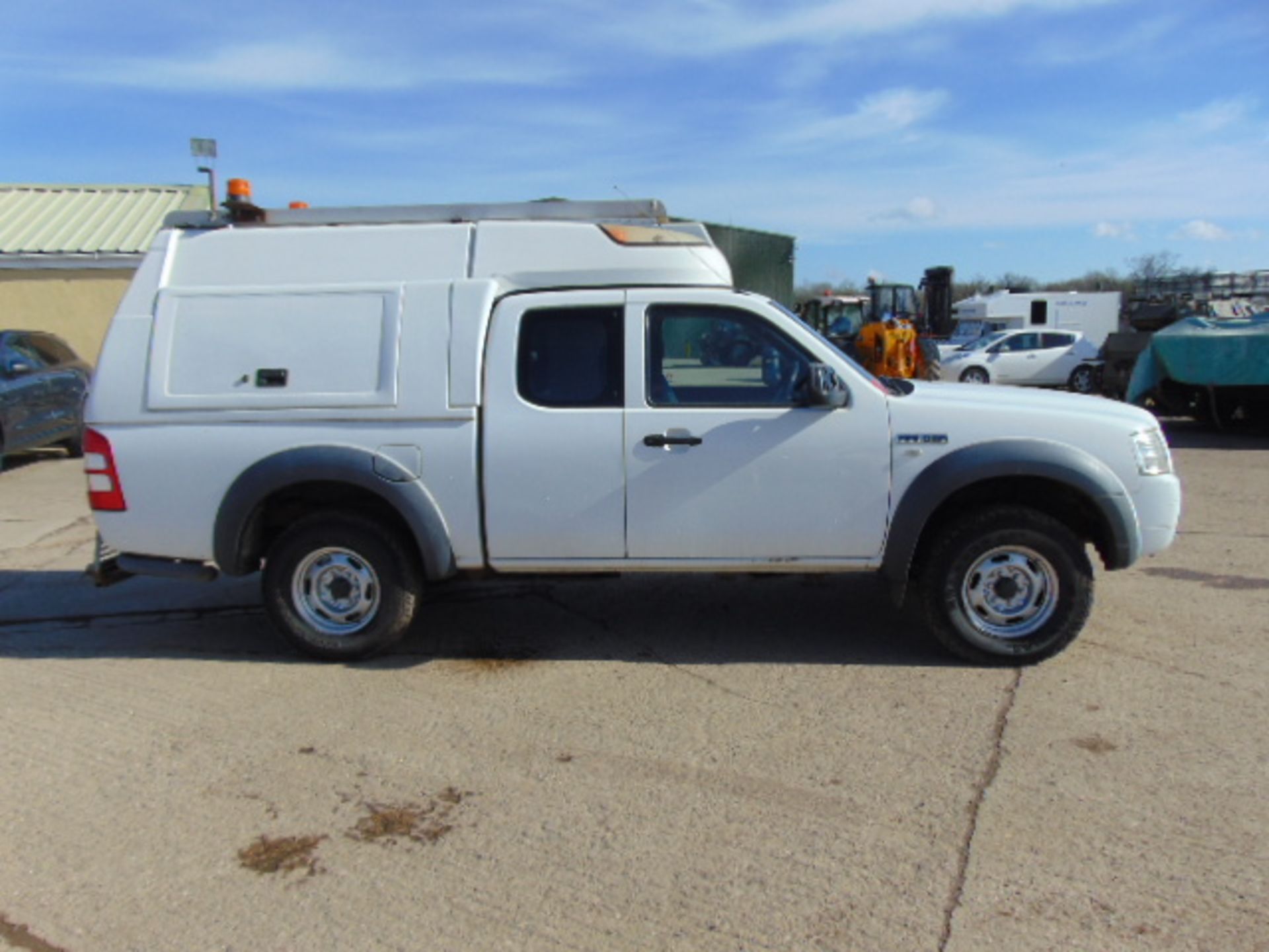 2007 Ford Ranger Super Cab 2.5TDCi 4x4 Pick Up C/W Toolbox Back - Image 5 of 19