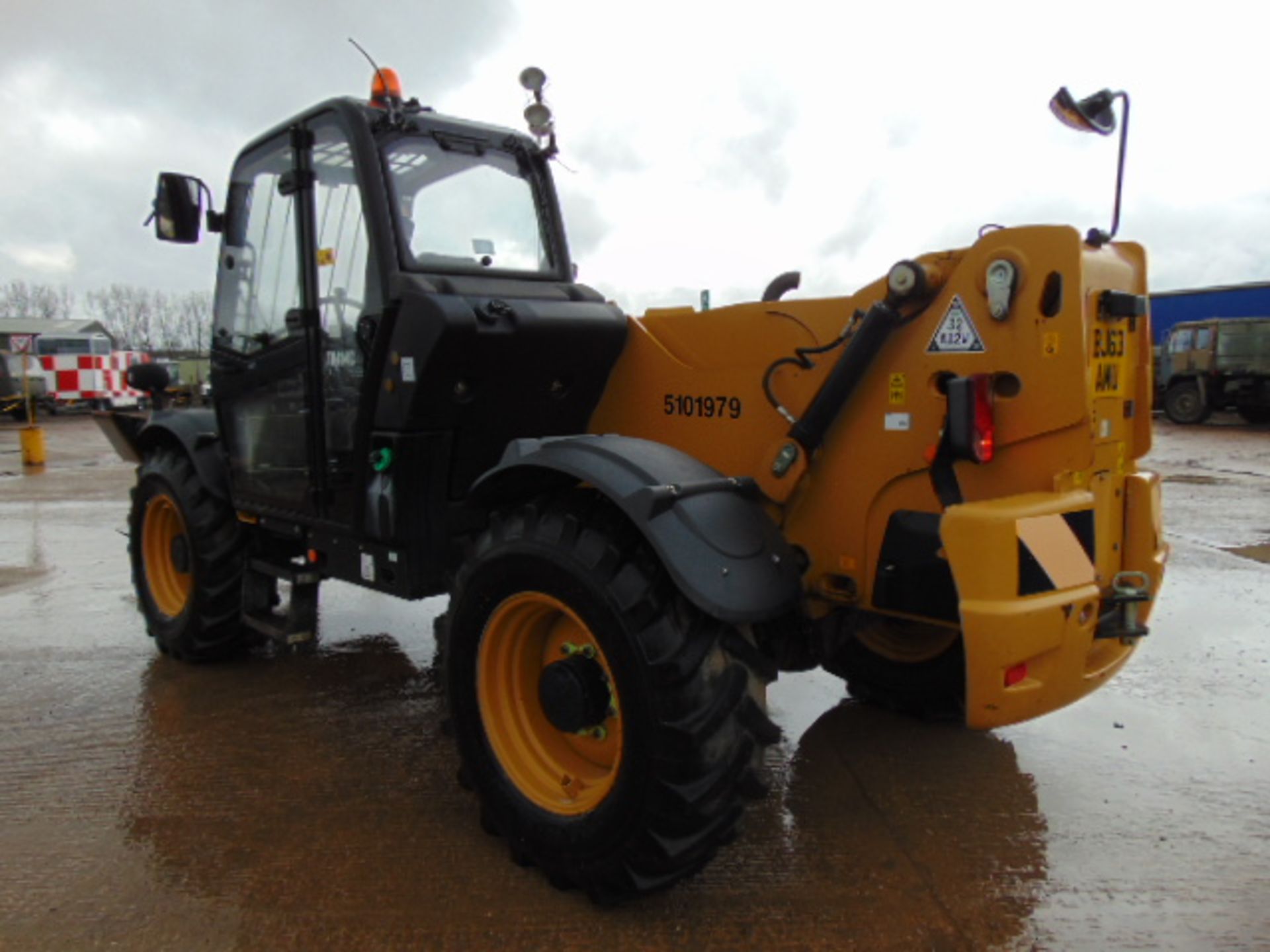 2013 Caterpillar TH414C 3.6 ton Telehandler - Image 16 of 35