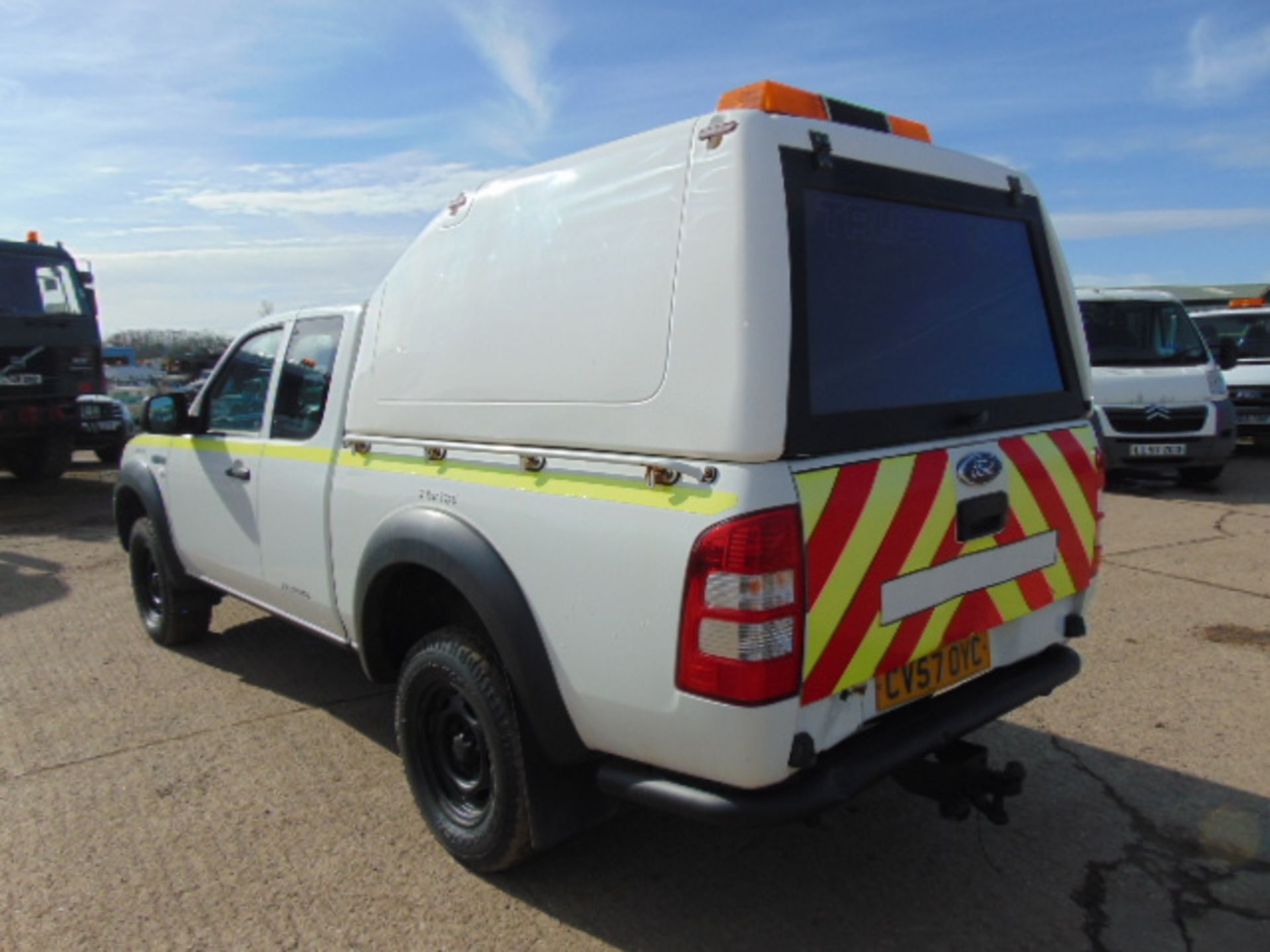 2007 Ford Ranger Super Cab 2.5TDCi 4x4 Pick Up - Image 8 of 17